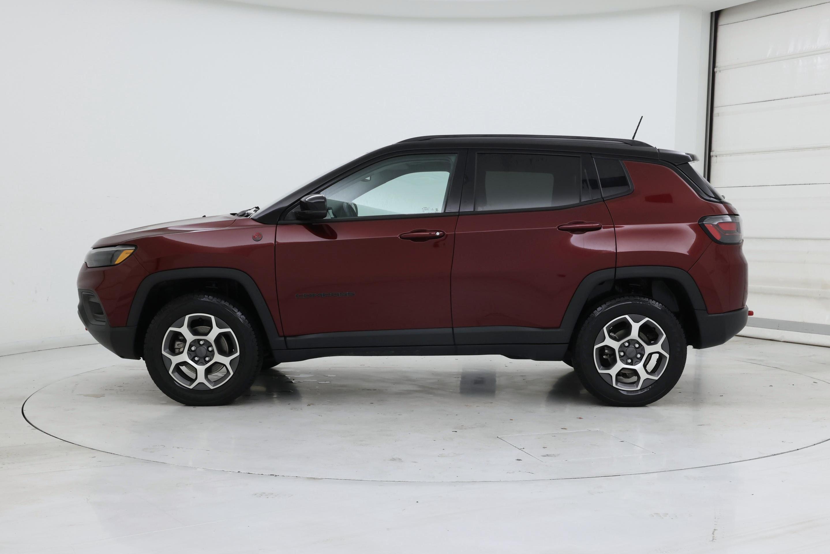 Thumbnail: 2022 Jeep Compass - 3