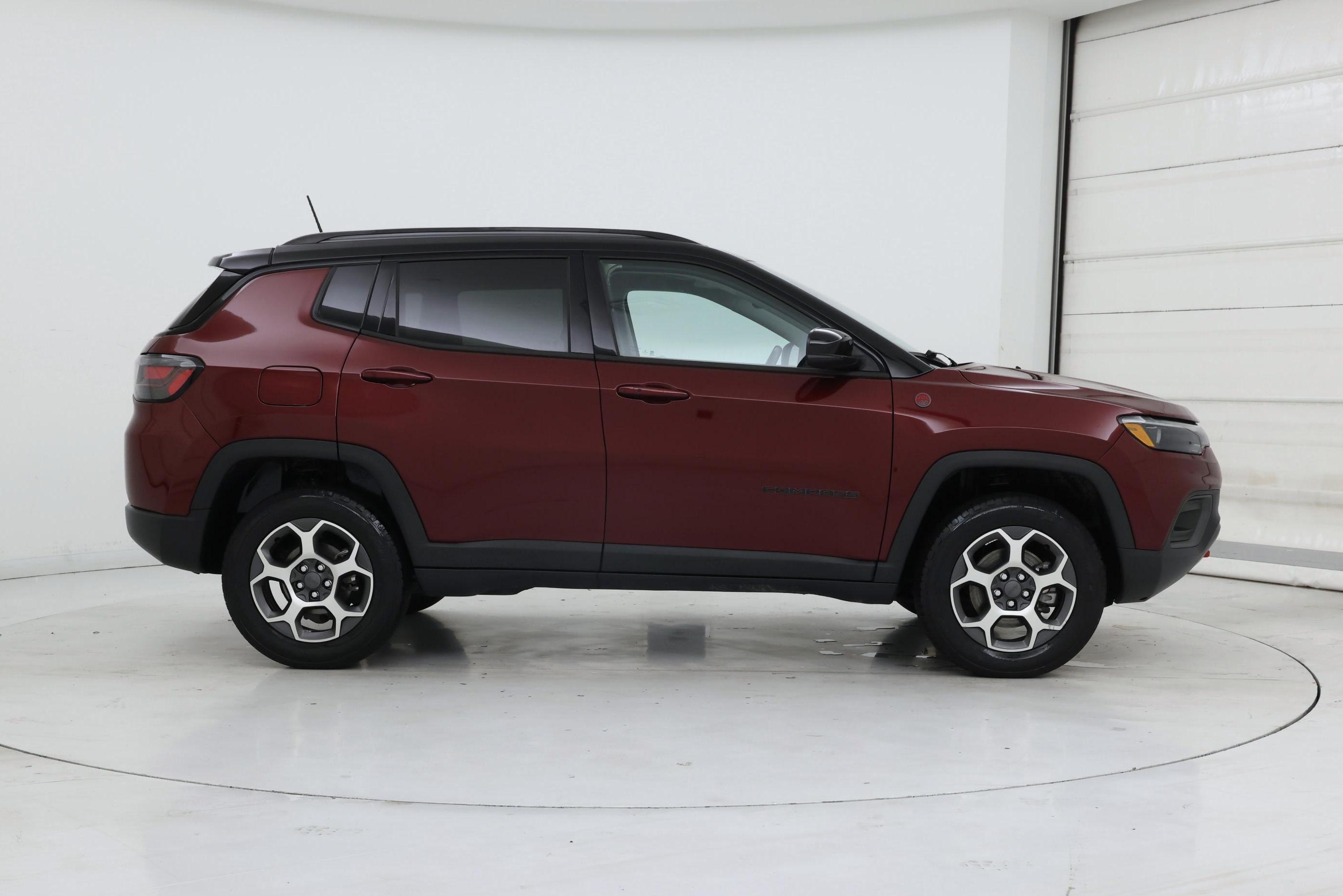 Thumbnail: 2022 Jeep Compass - 7