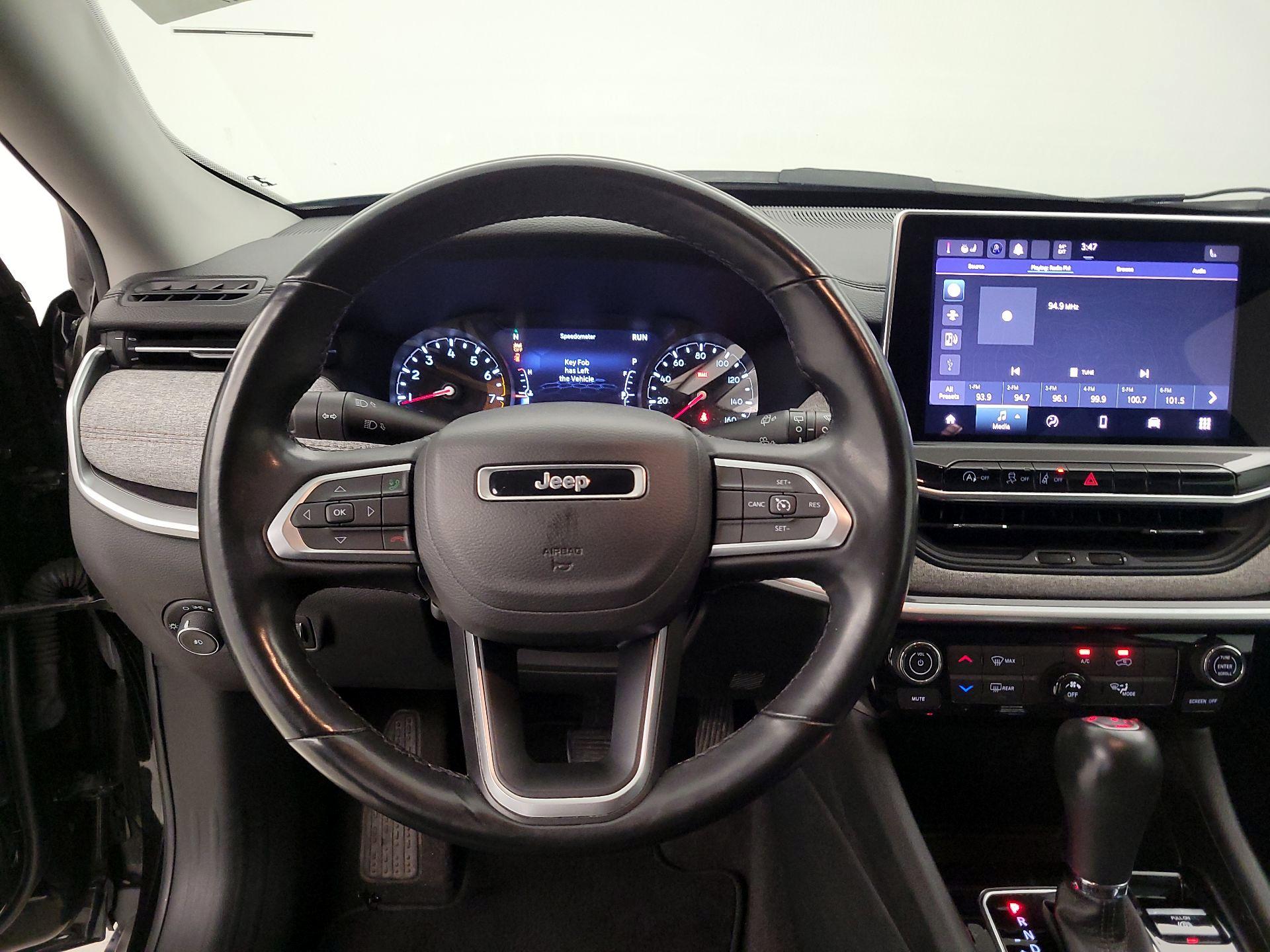 Thumbnail: 2022 Jeep Compass - 10