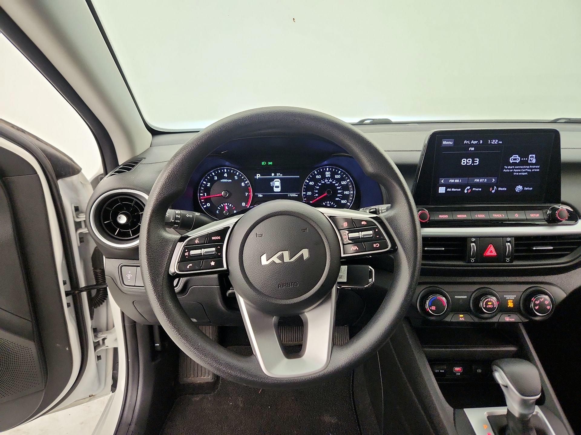 Thumbnail: 2024 Kia Forte - 10