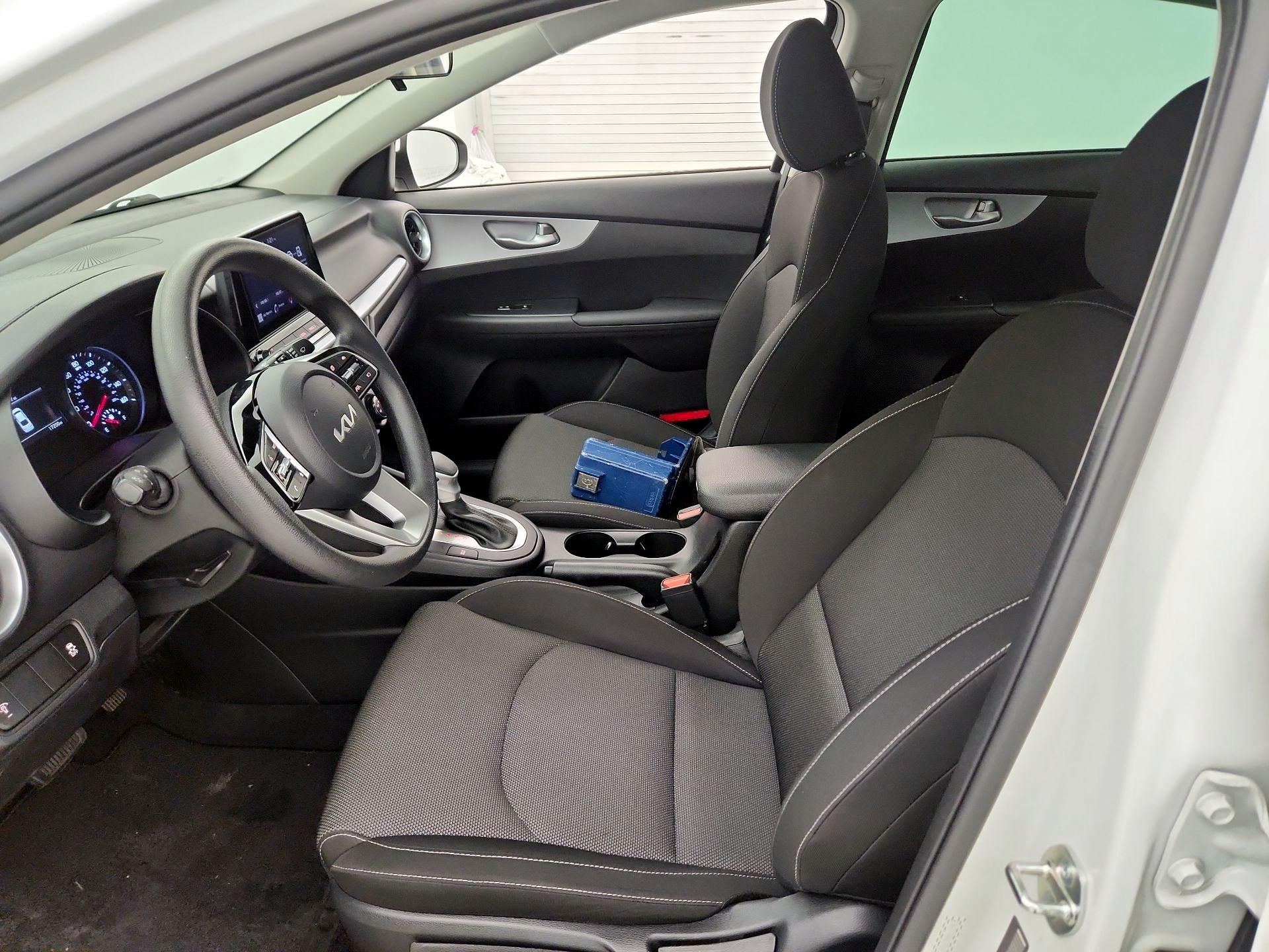 Thumbnail: 2024 Kia Forte - 11