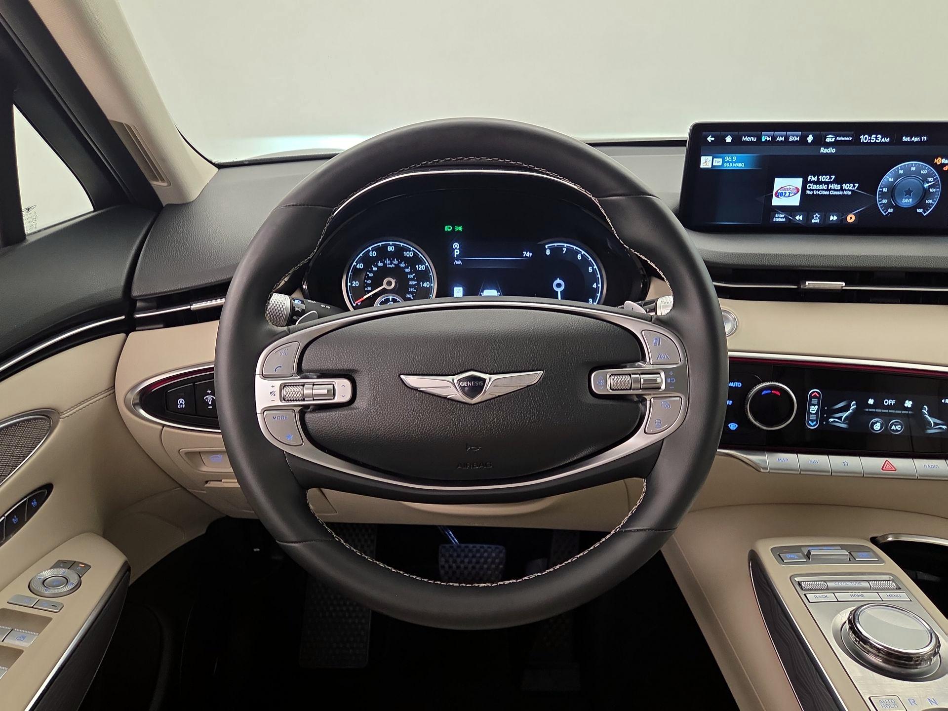 Thumbnail: 2023 Genesis GV70 - 10