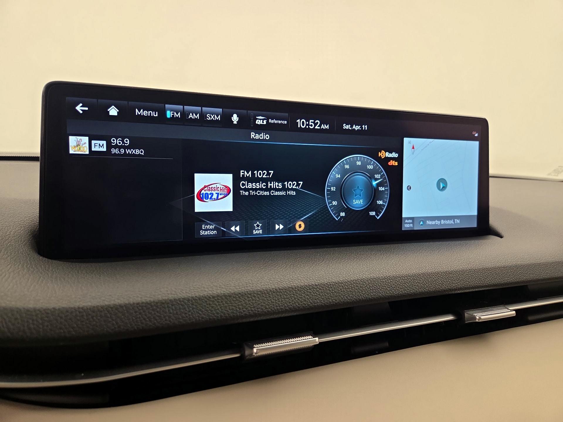 Thumbnail: 2023 Genesis GV70 - 16