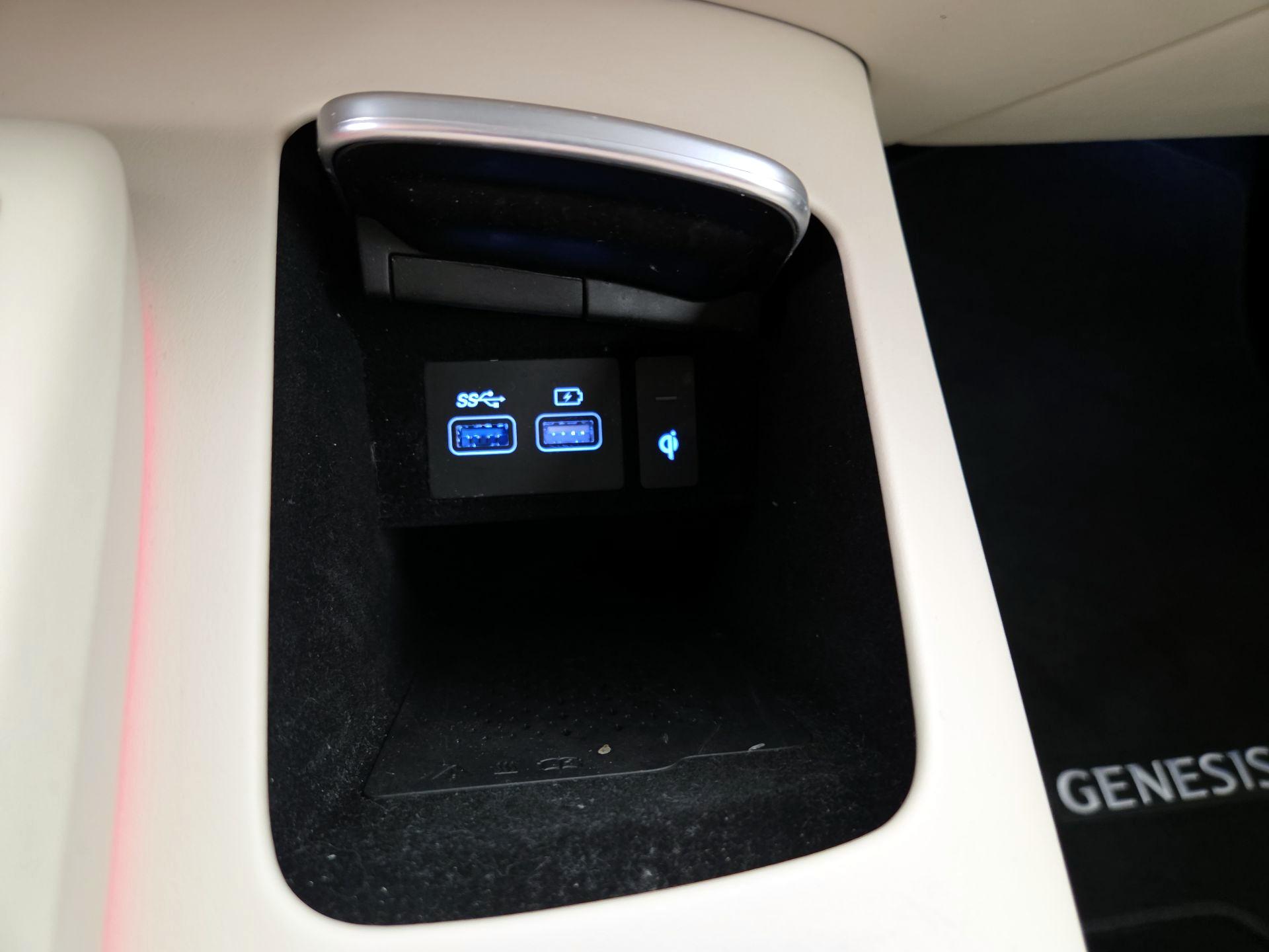 Thumbnail: 2023 Genesis GV70 - 19