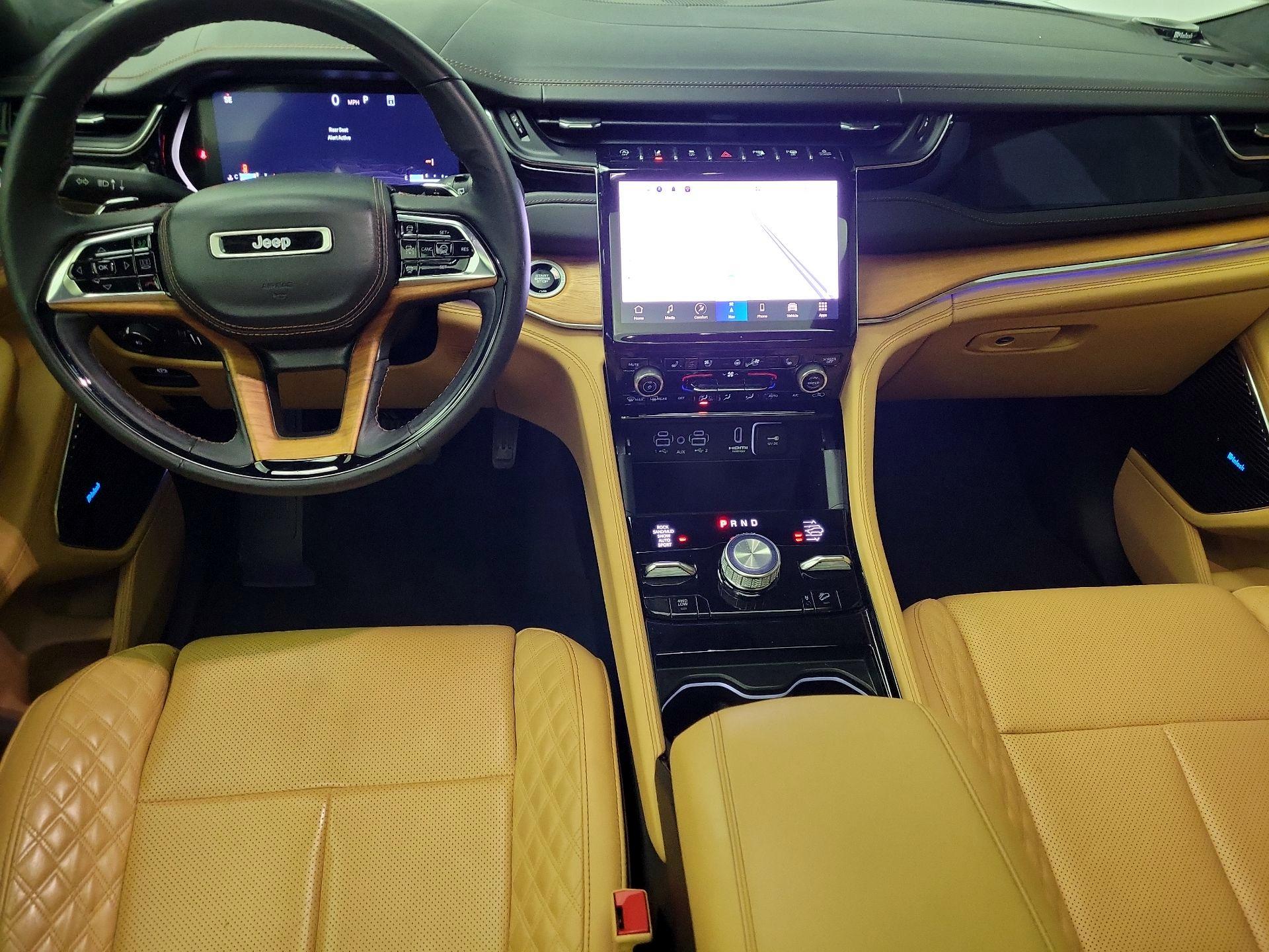 Thumbnail: 2023 Jeep Grand Cherokee - 9