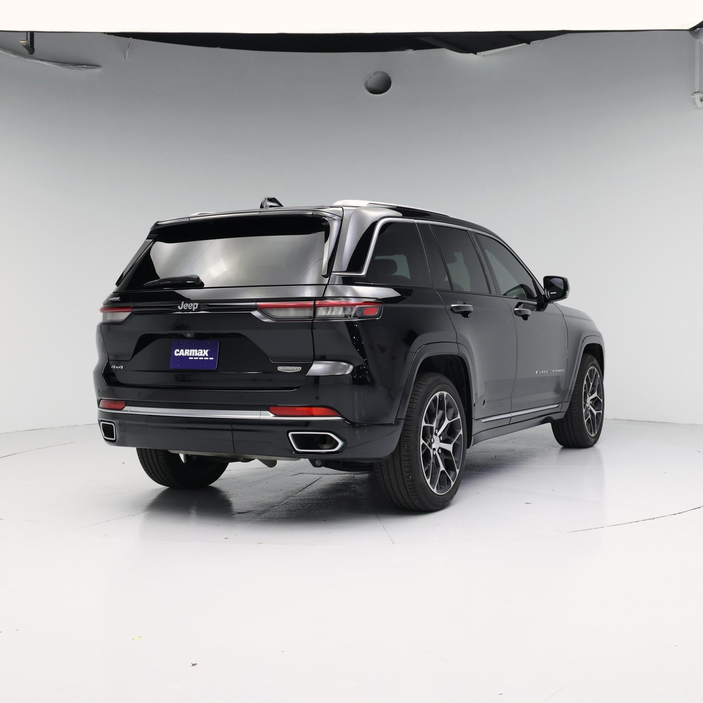 Thumbnail: 2023 Jeep Grand Cherokee - 8