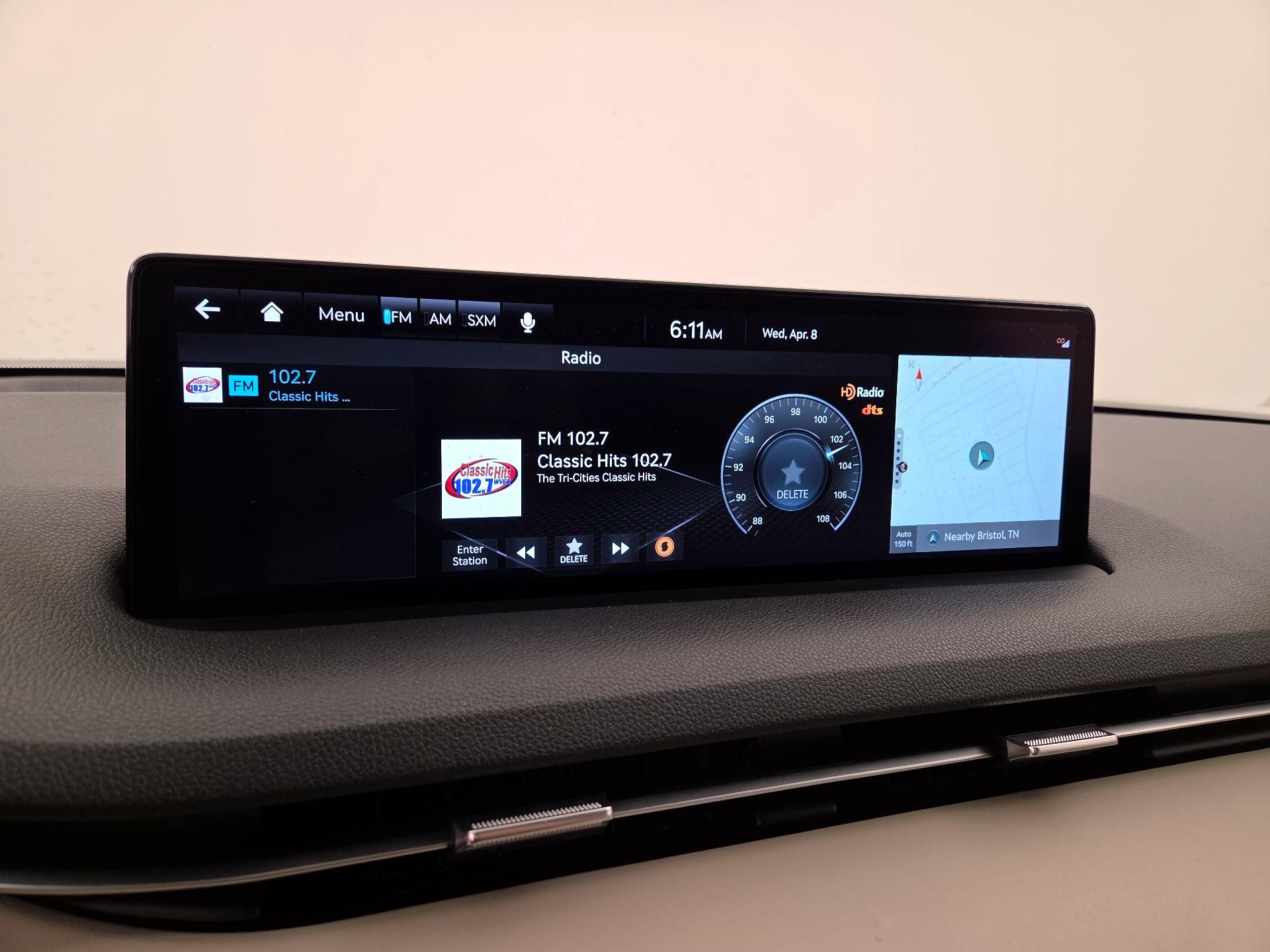 Thumbnail: 2023 Genesis GV70 - 16