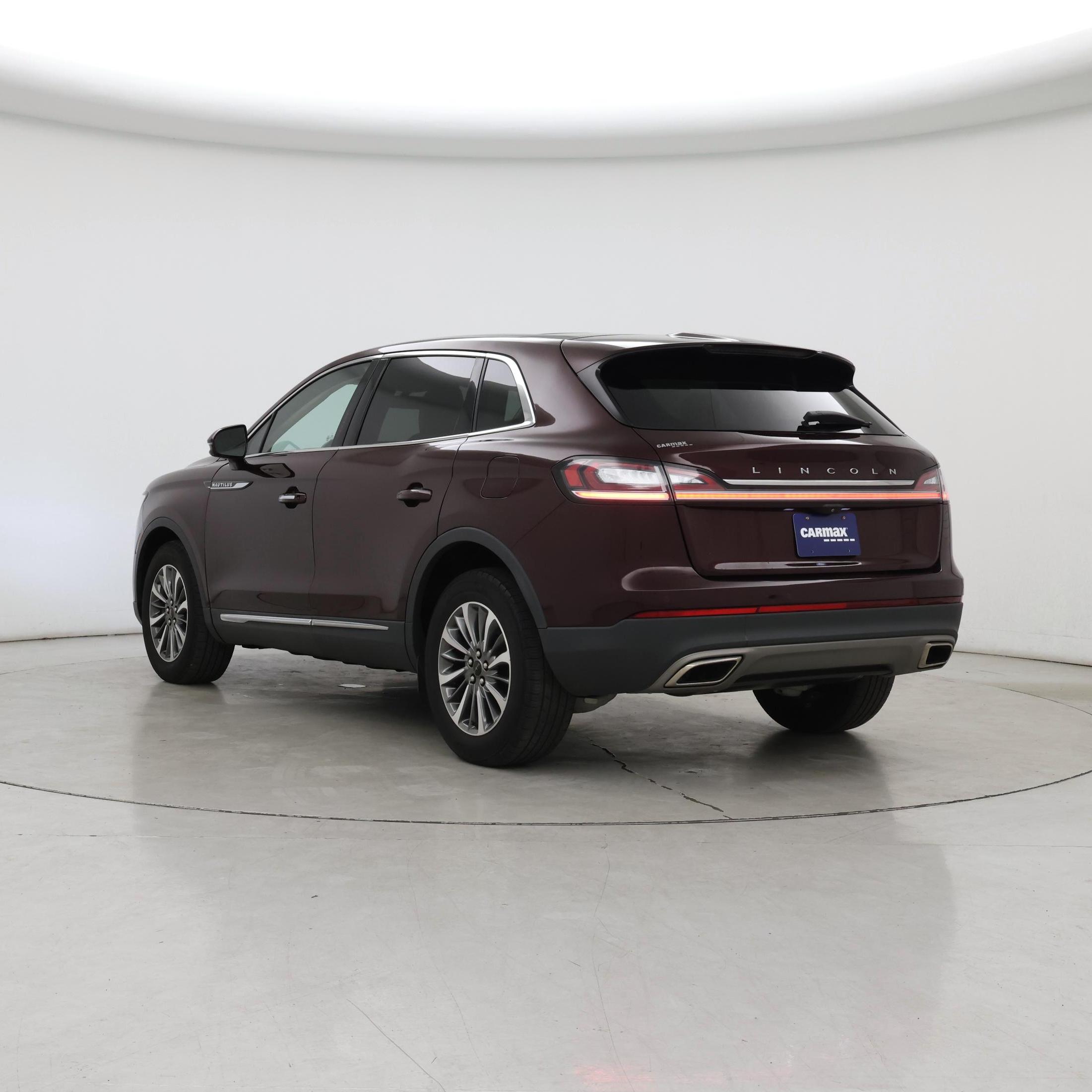 Thumbnail: 2022 Lincoln Nautilus - 2