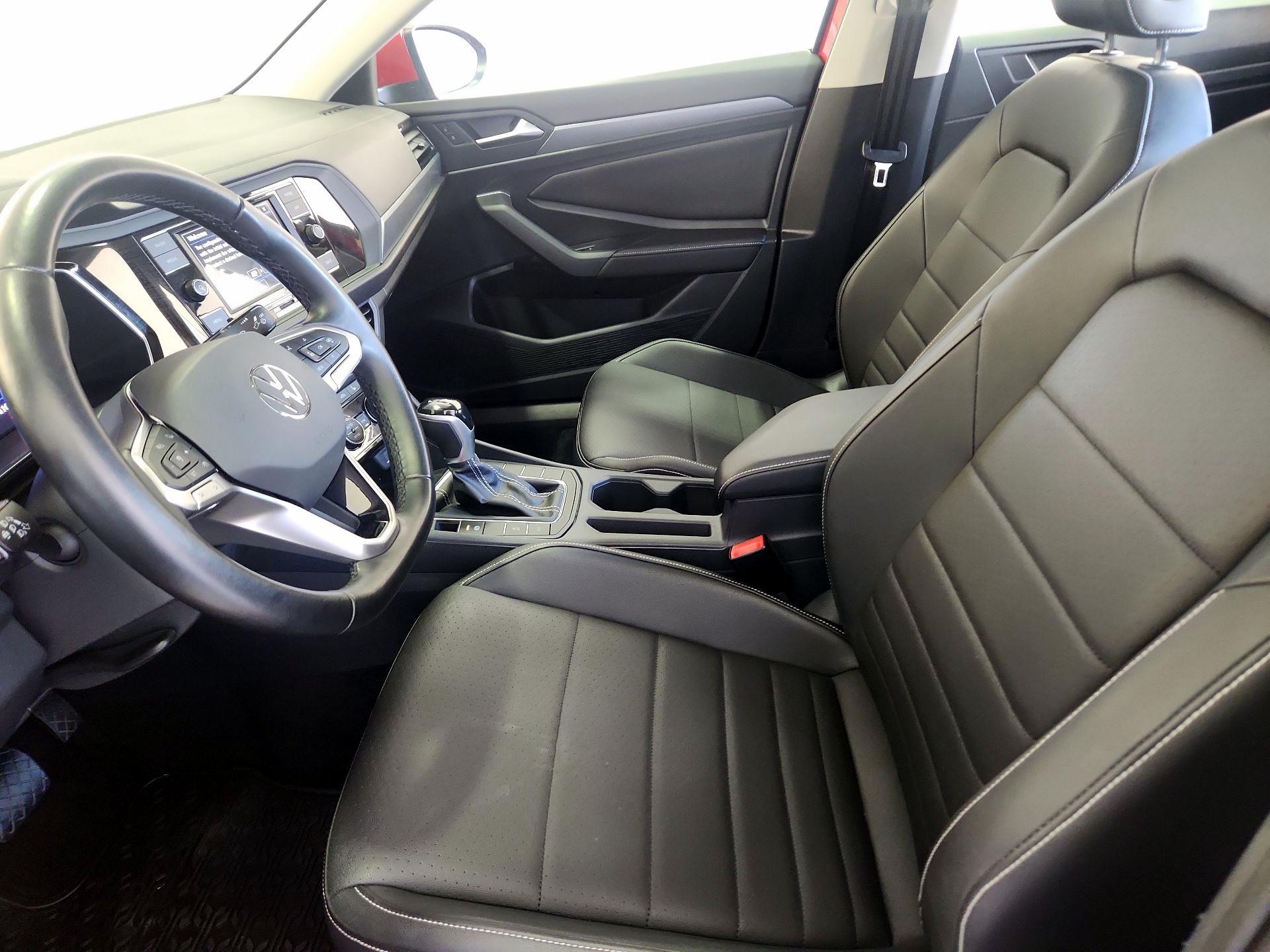 Thumbnail: 2023 Volkswagen Jetta - 11