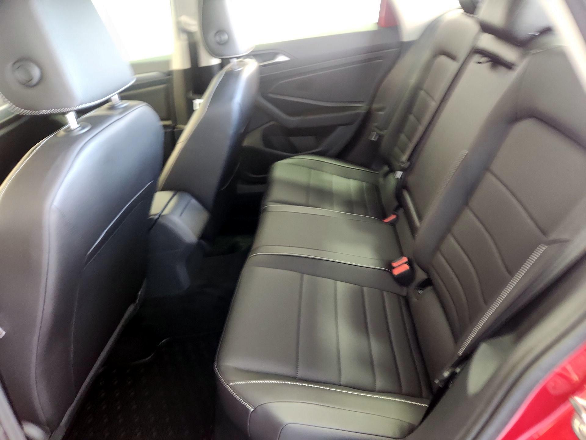 Thumbnail: 2023 Volkswagen Jetta - 19