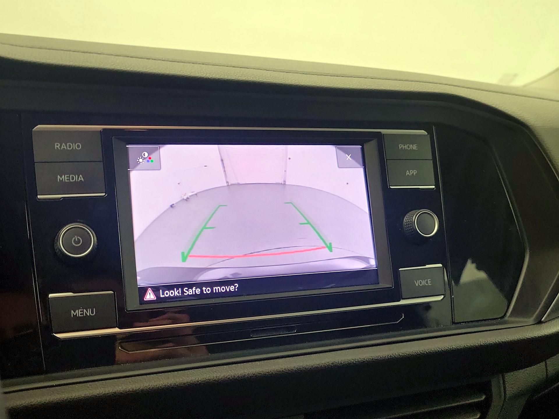 Thumbnail: 2023 Volkswagen Jetta - 14