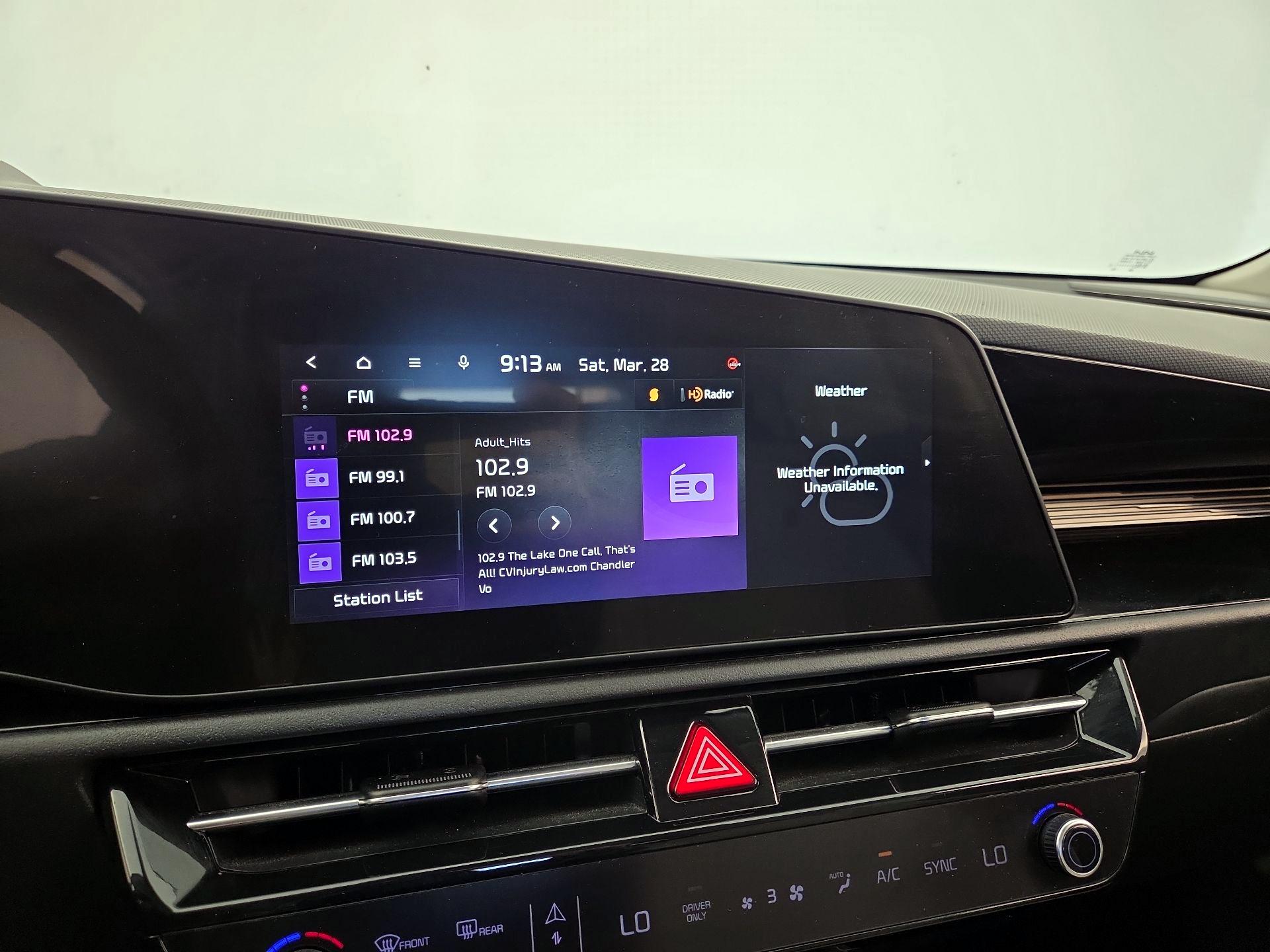 Thumbnail: 2023 Kia Niro - 16