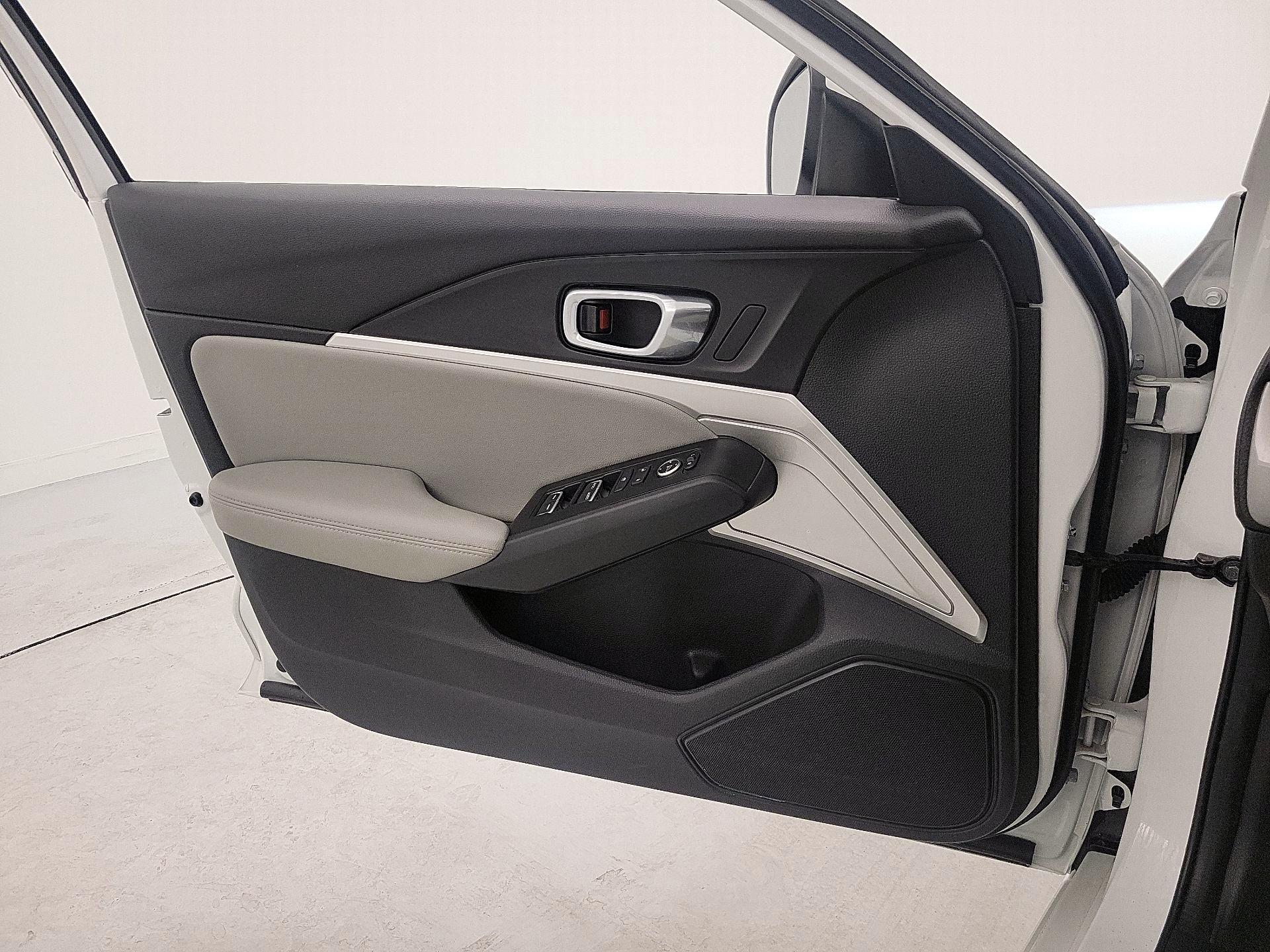 Thumbnail: 2023 Acura Integra - 12