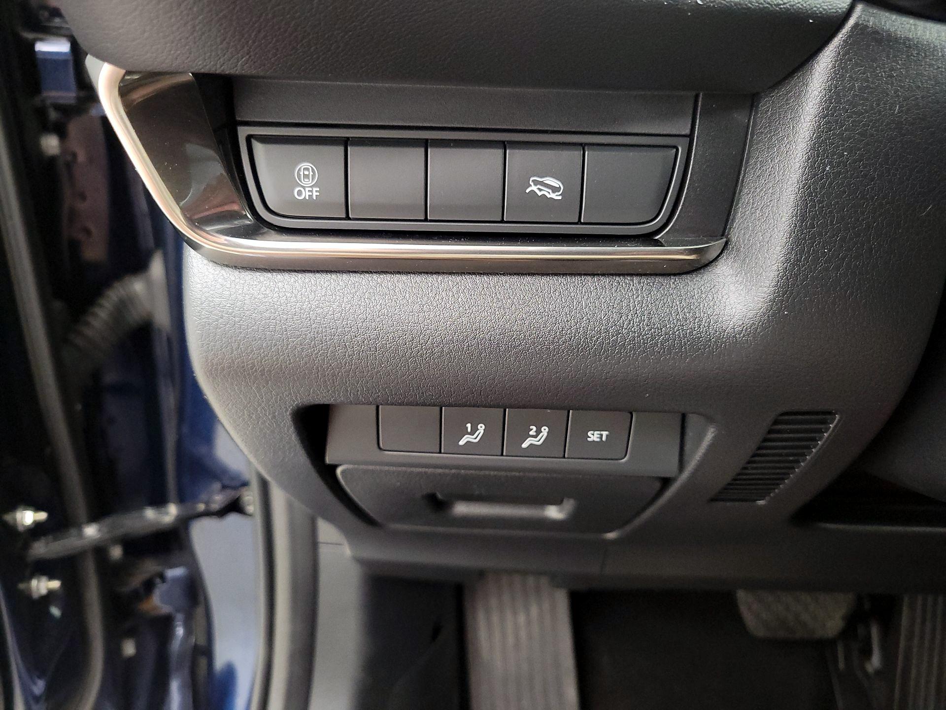 Thumbnail: 2022 Mazda CX-30 - 13