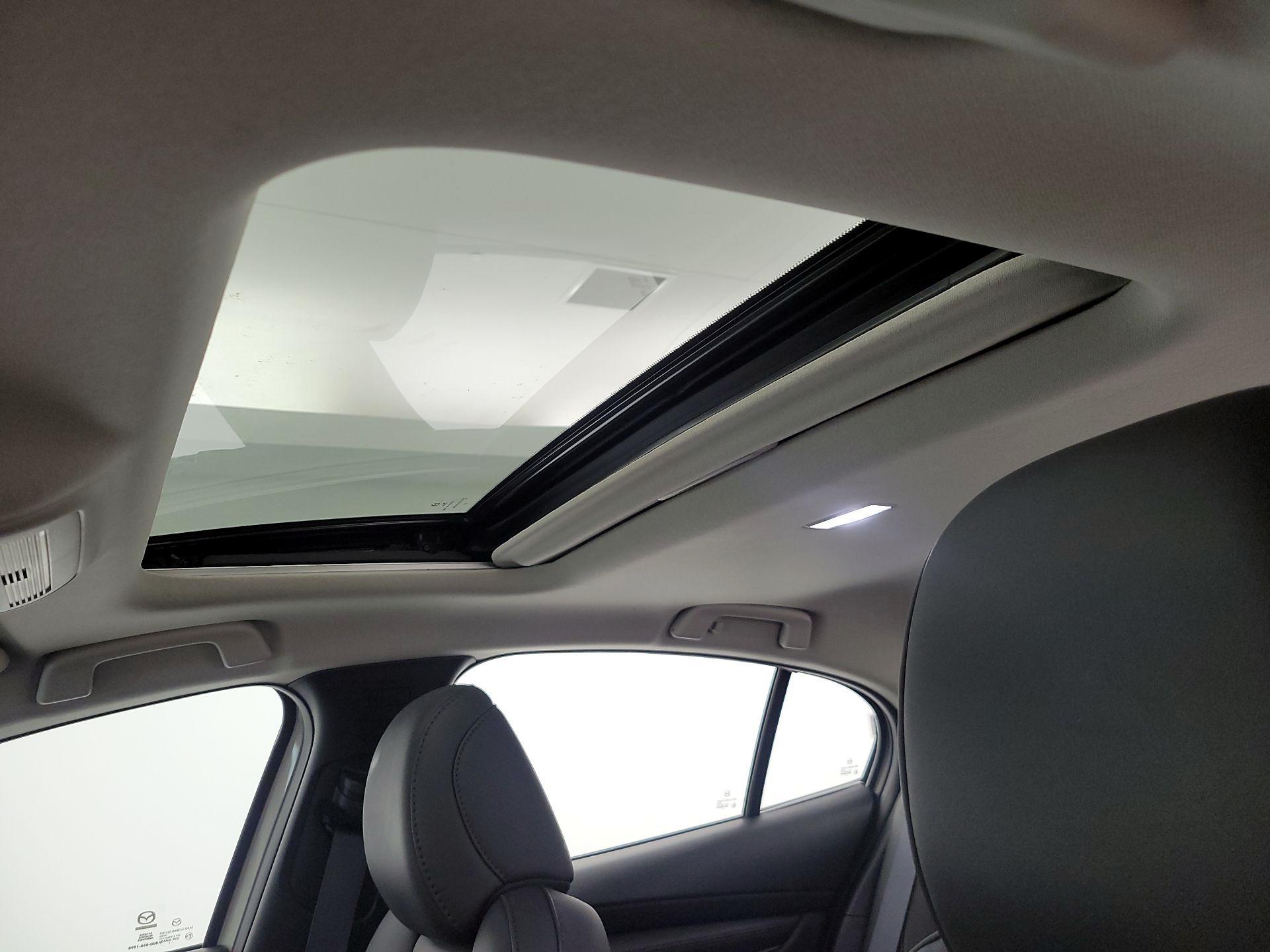 Thumbnail: 2023 Mazda Mazda3 - 19