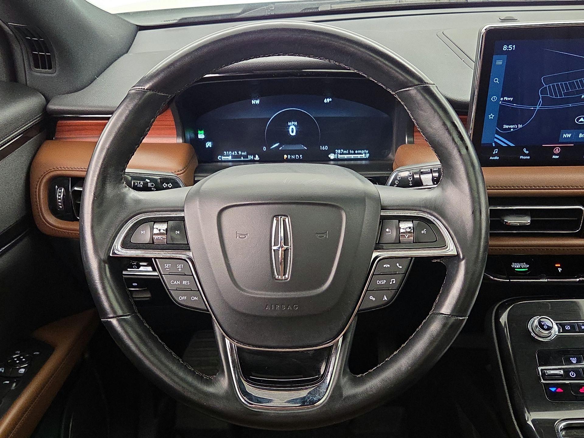 Thumbnail: 2022 Lincoln Nautilus - 10