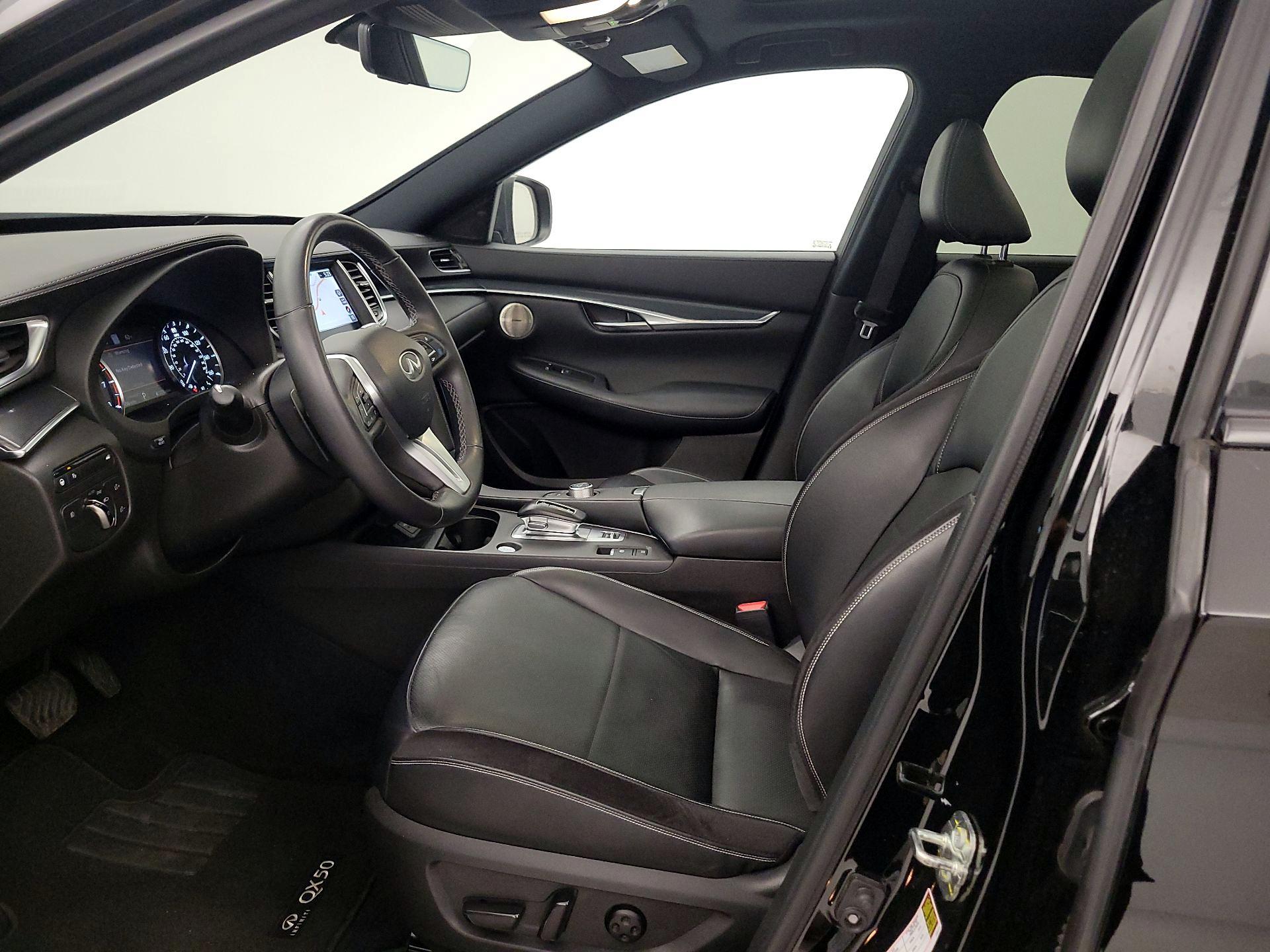 Thumbnail: 2023 INFINITI QX50 - 11