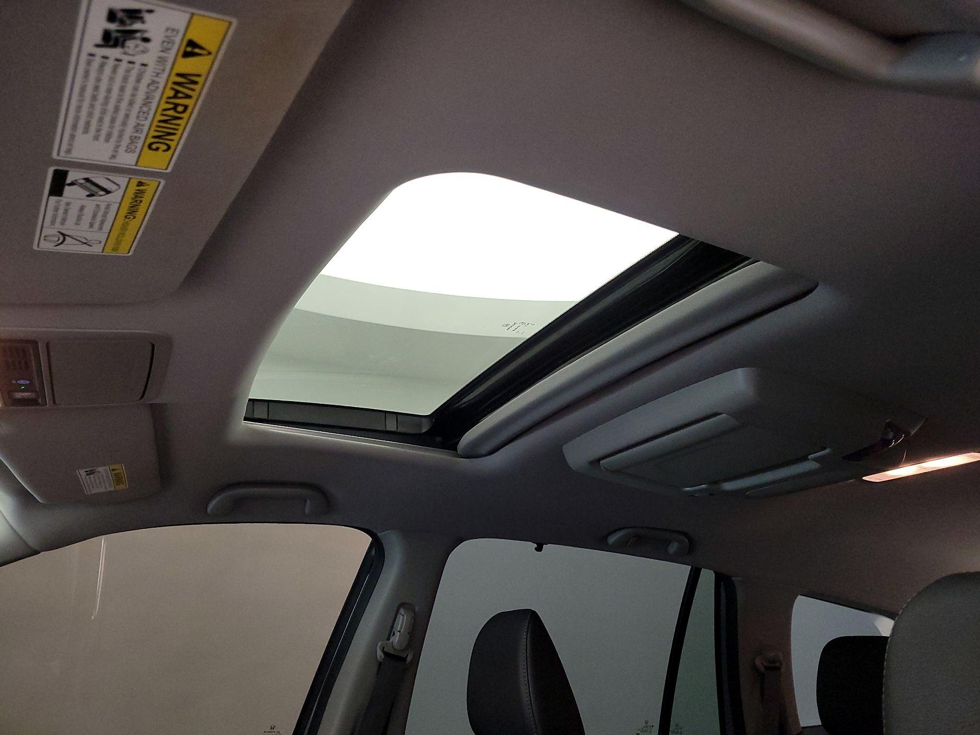 Thumbnail: 2022 Honda Pilot - 19