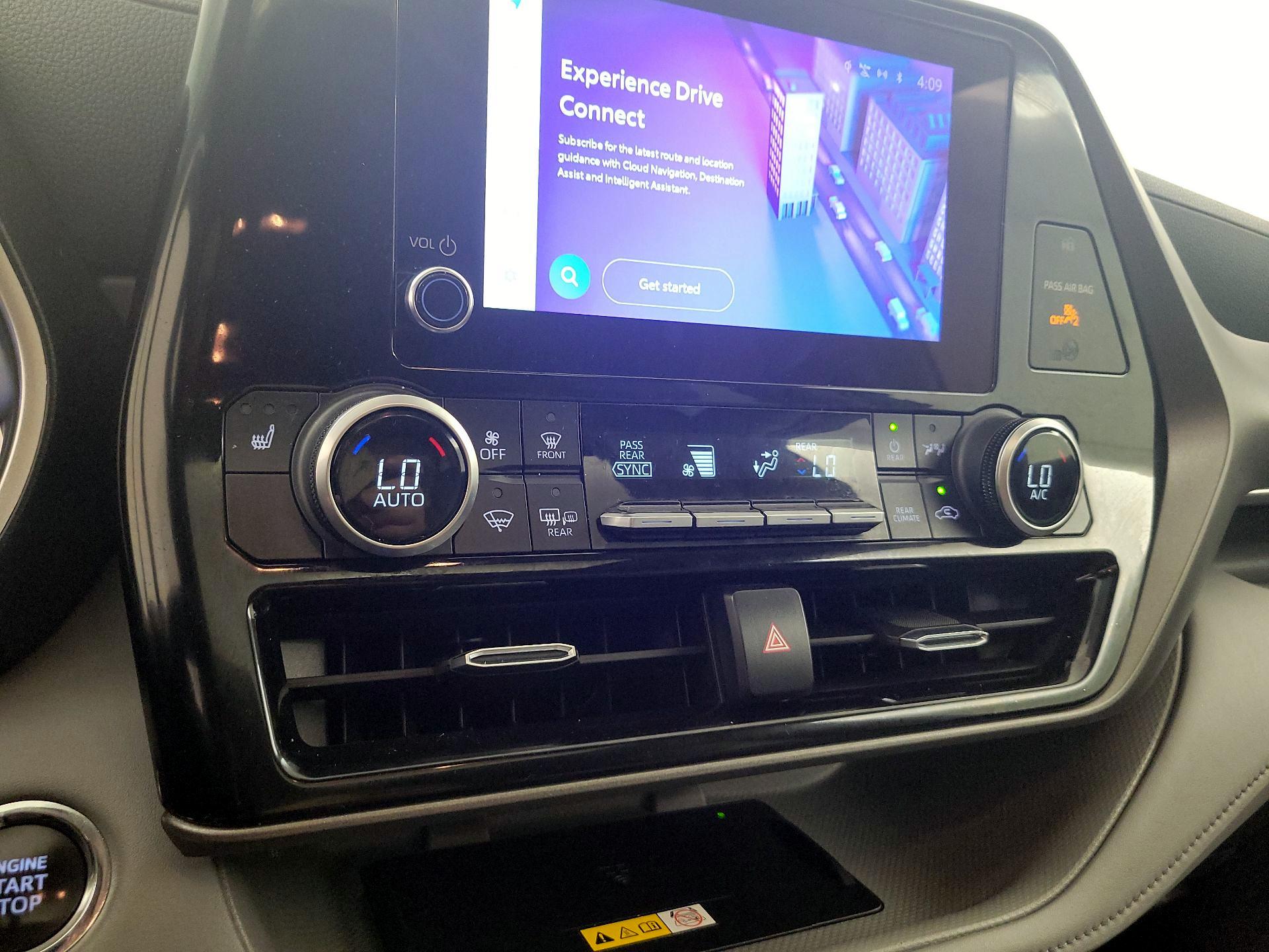 Thumbnail: 2023 Toyota Highlander - 16