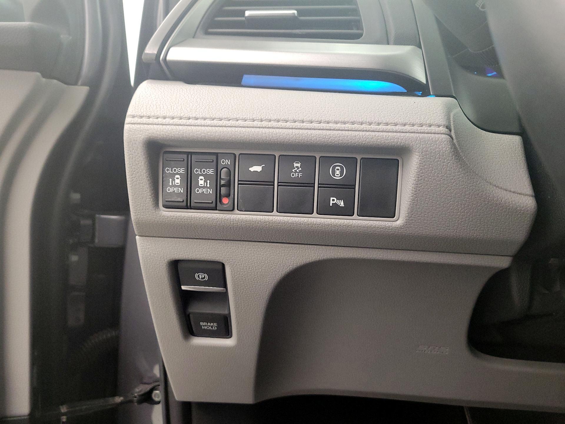 Thumbnail: 2023 Honda Odyssey - 13