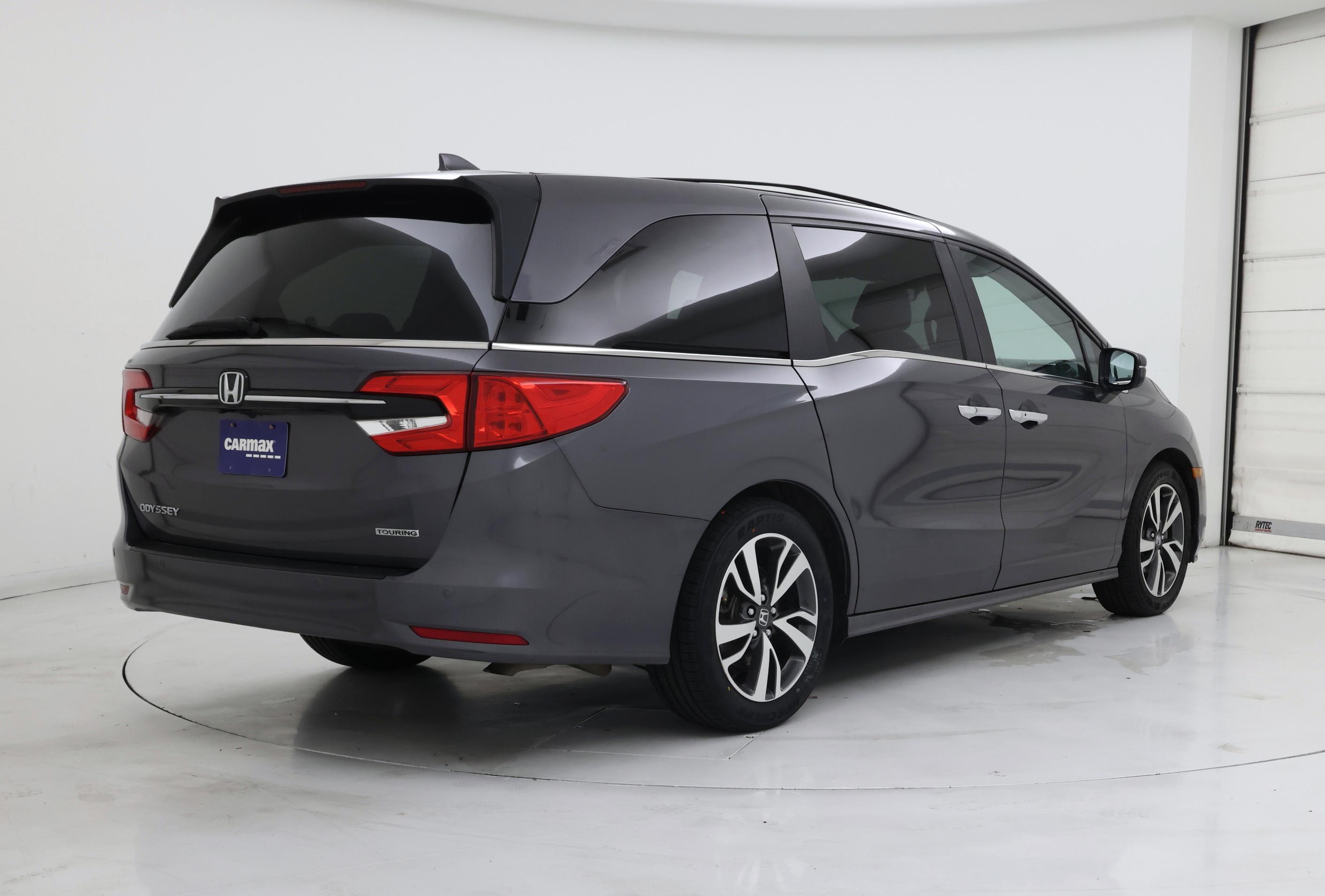 Thumbnail: 2023 Honda Odyssey - 8