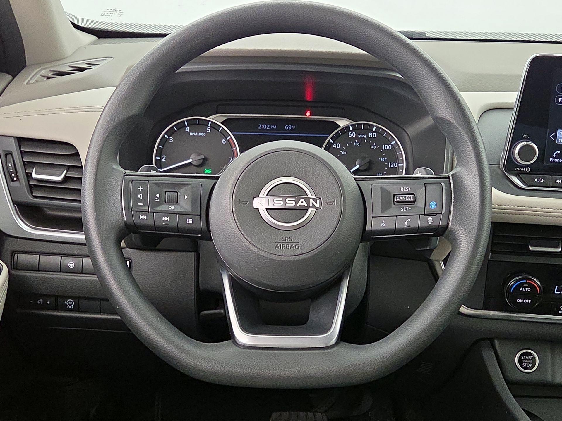 Thumbnail: 2023 Nissan Rogue - 10