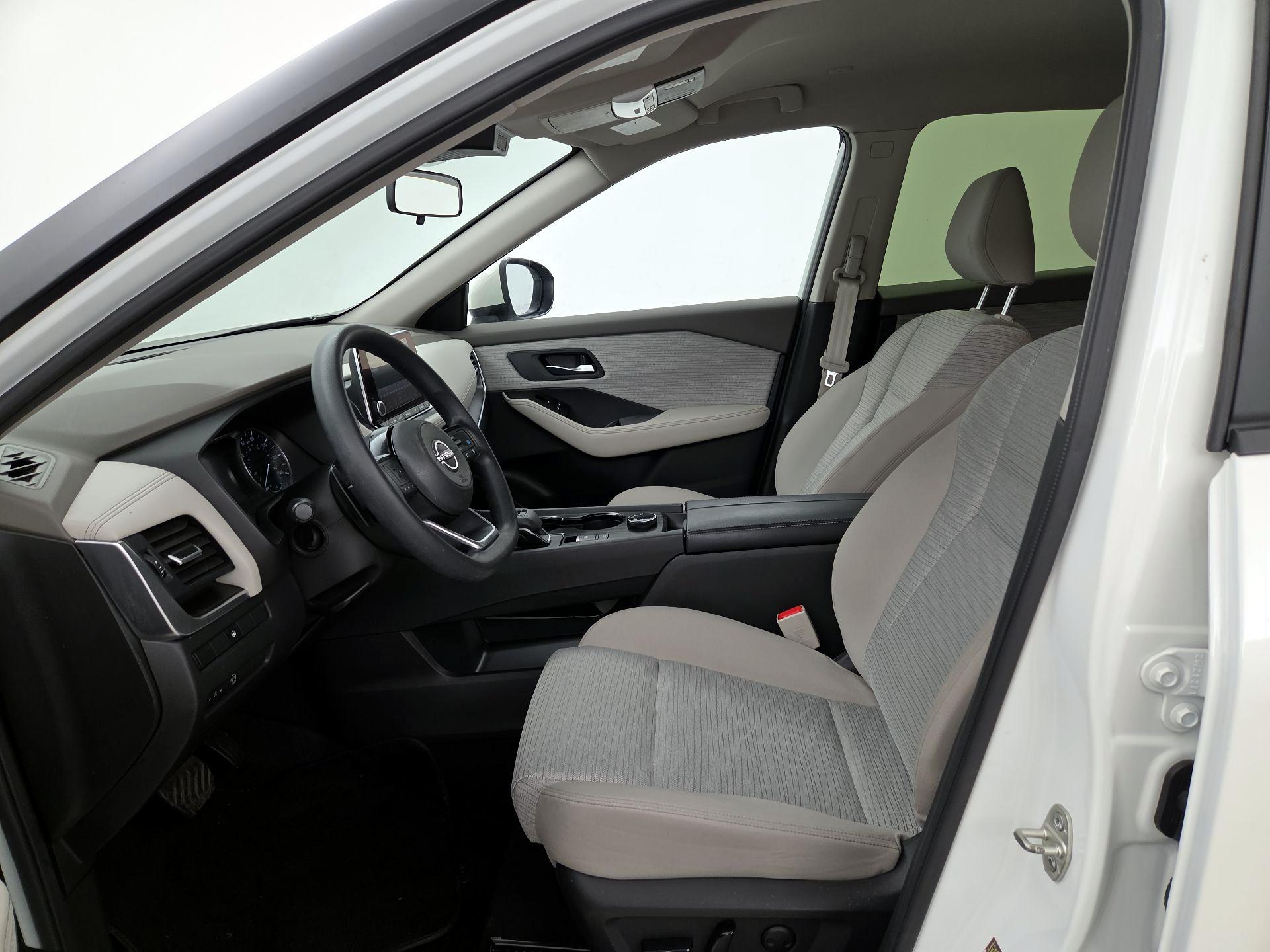 Thumbnail: 2023 Nissan Rogue - 11