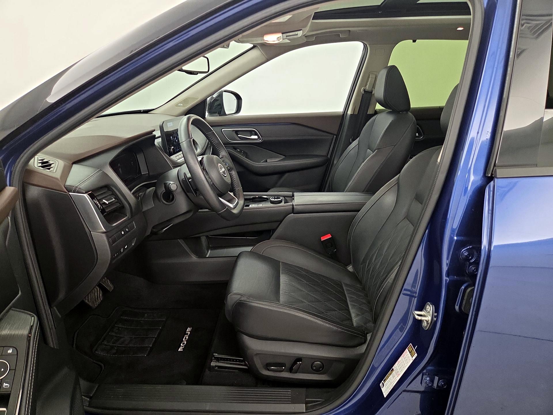 Thumbnail: 2023 Nissan Rogue - 11