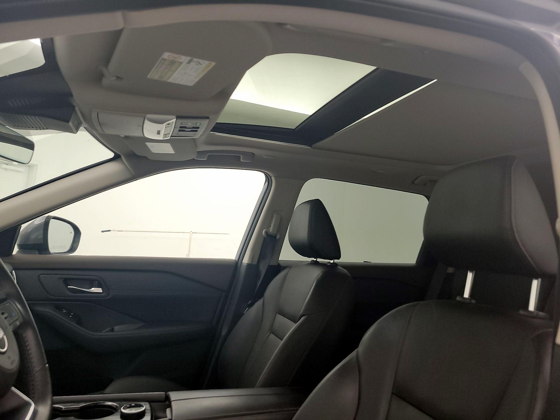 Thumbnail: 2023 Nissan Rogue - 19