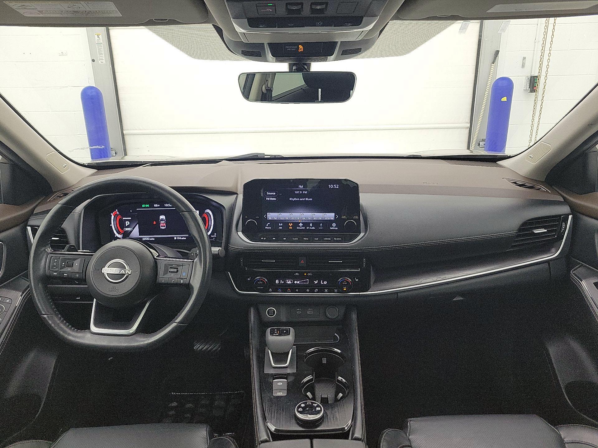 Thumbnail: 2023 Nissan Rogue - 9