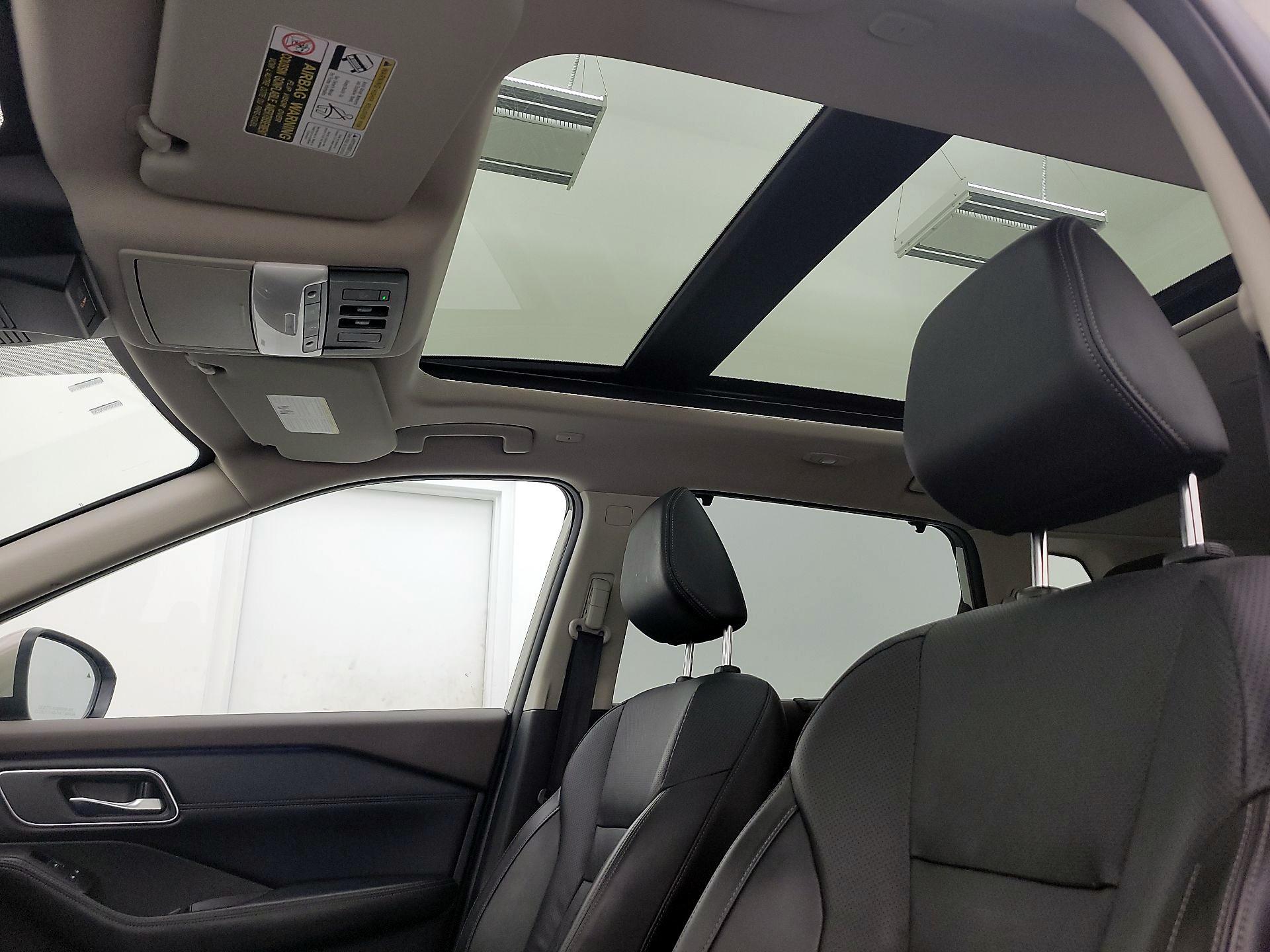 Thumbnail: 2023 Nissan Rogue - 19