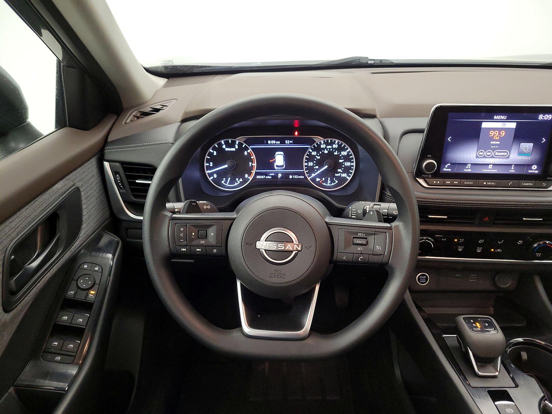 Thumbnail: 2023 Nissan Rogue - 10