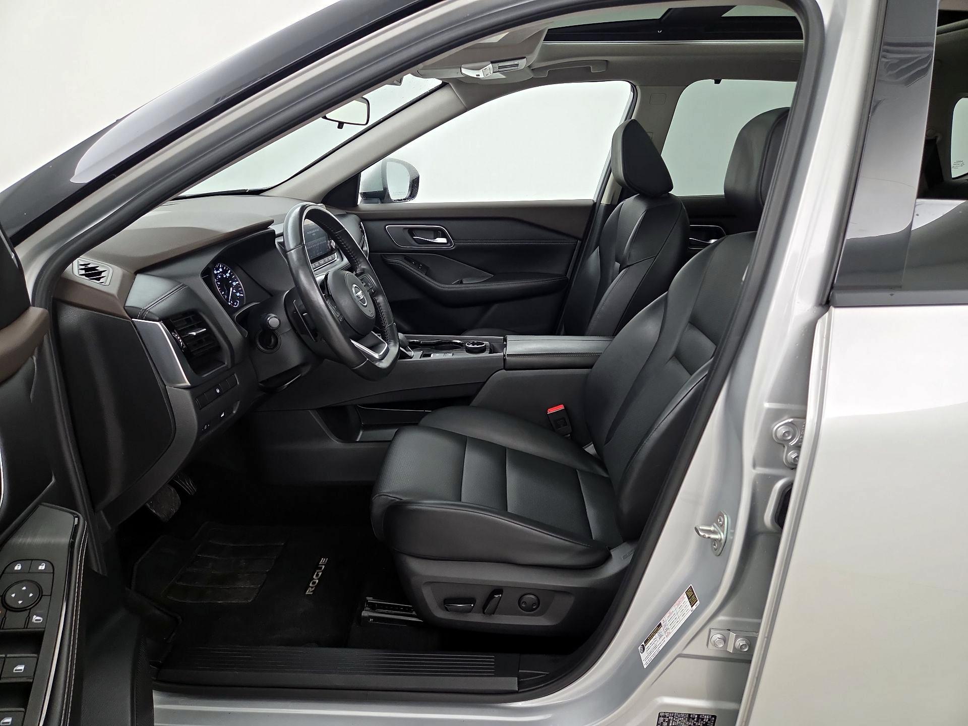 Thumbnail: 2021 Nissan Rogue - 11