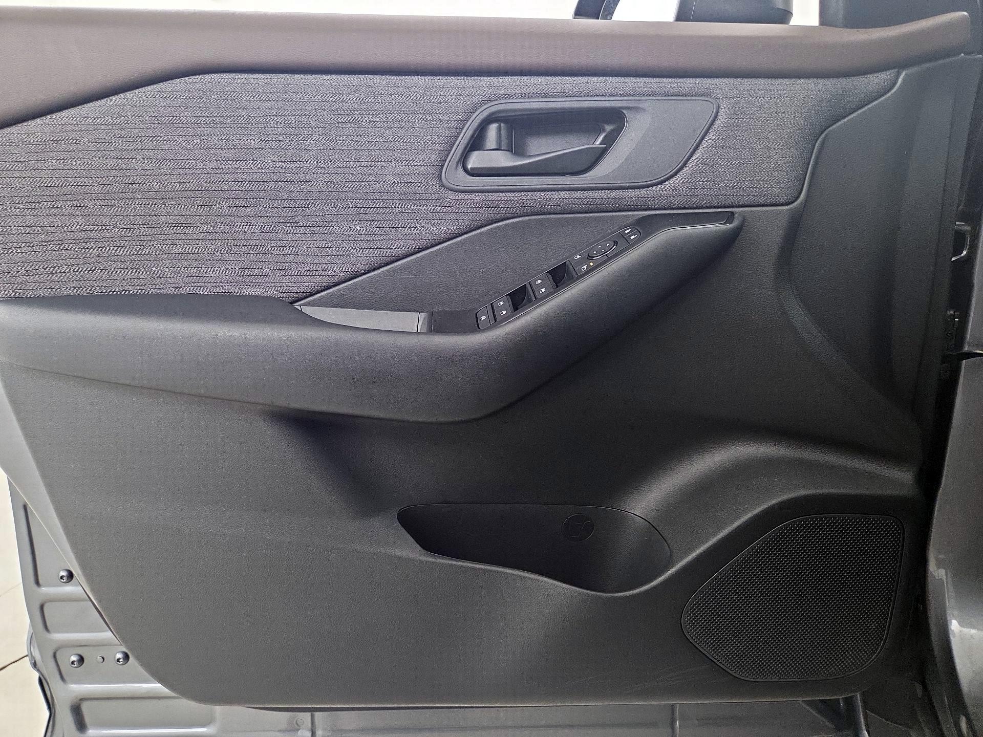 Thumbnail: 2023 Nissan Rogue - 12