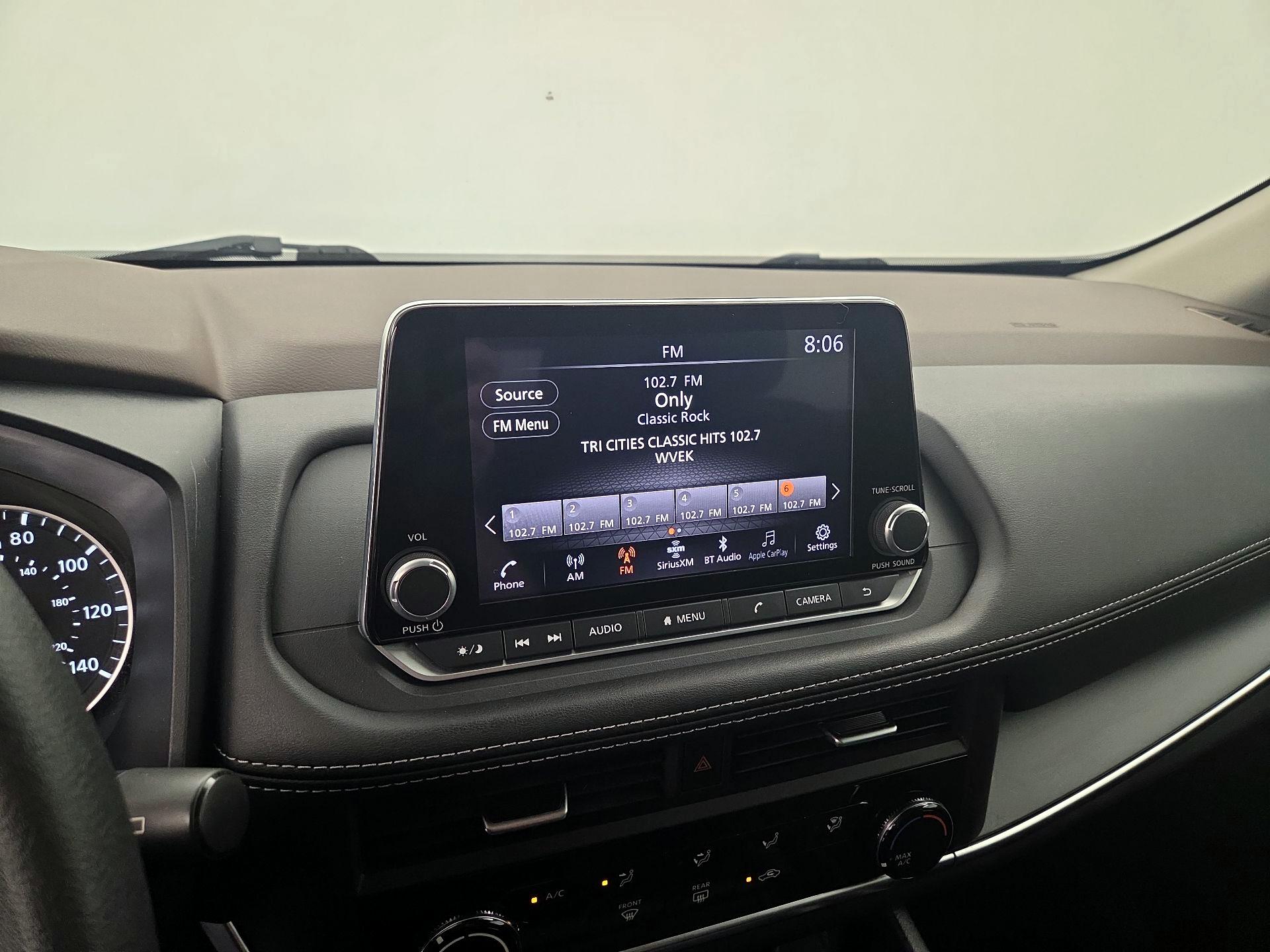 Thumbnail: 2023 Nissan Rogue - 15