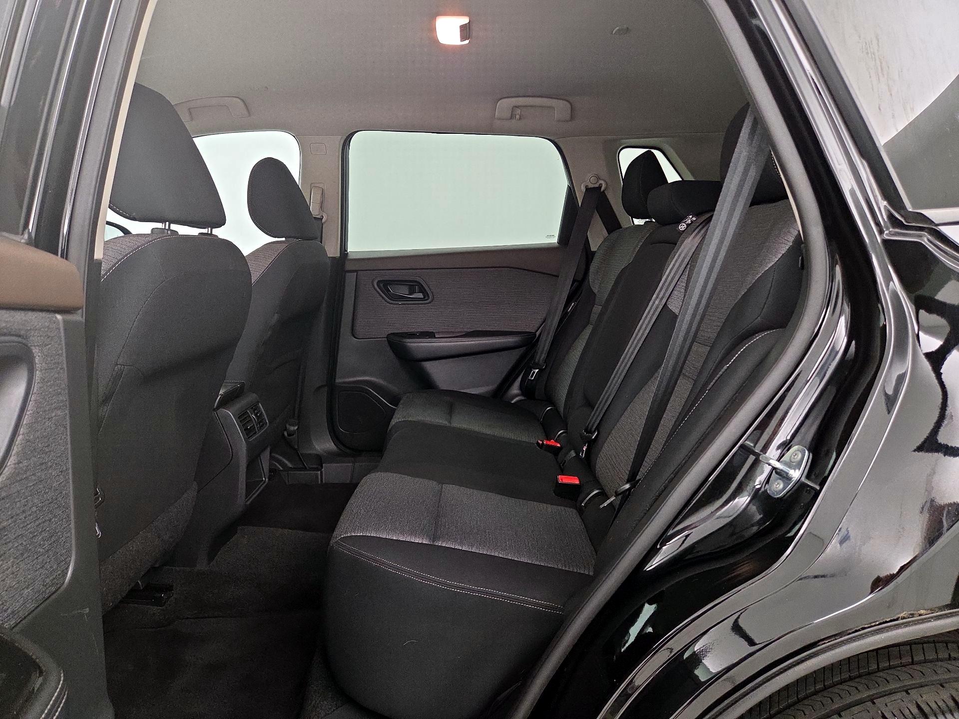 Thumbnail: 2022 Nissan Rogue - 19