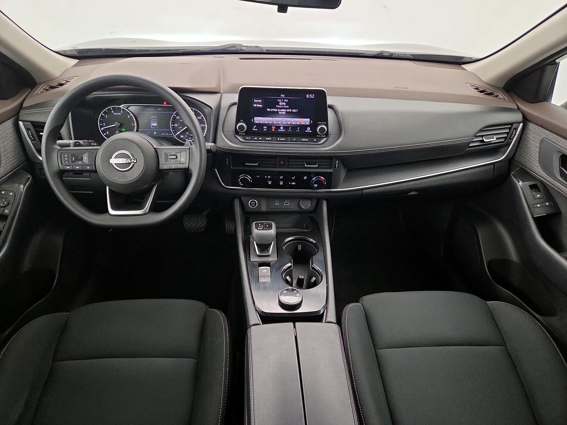 Thumbnail: 2023 Nissan Rogue - 9