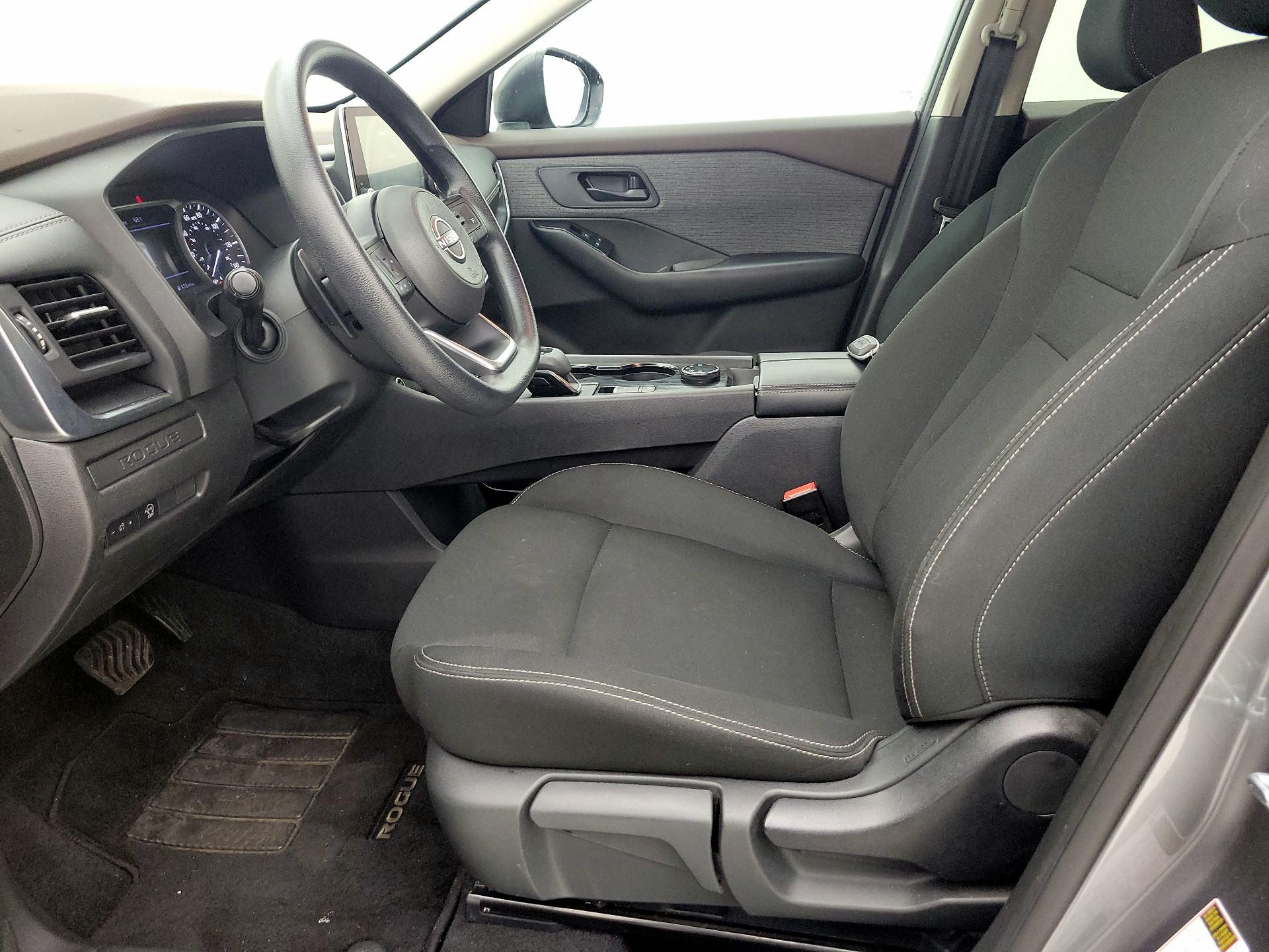 Thumbnail: 2023 Nissan Rogue - 11