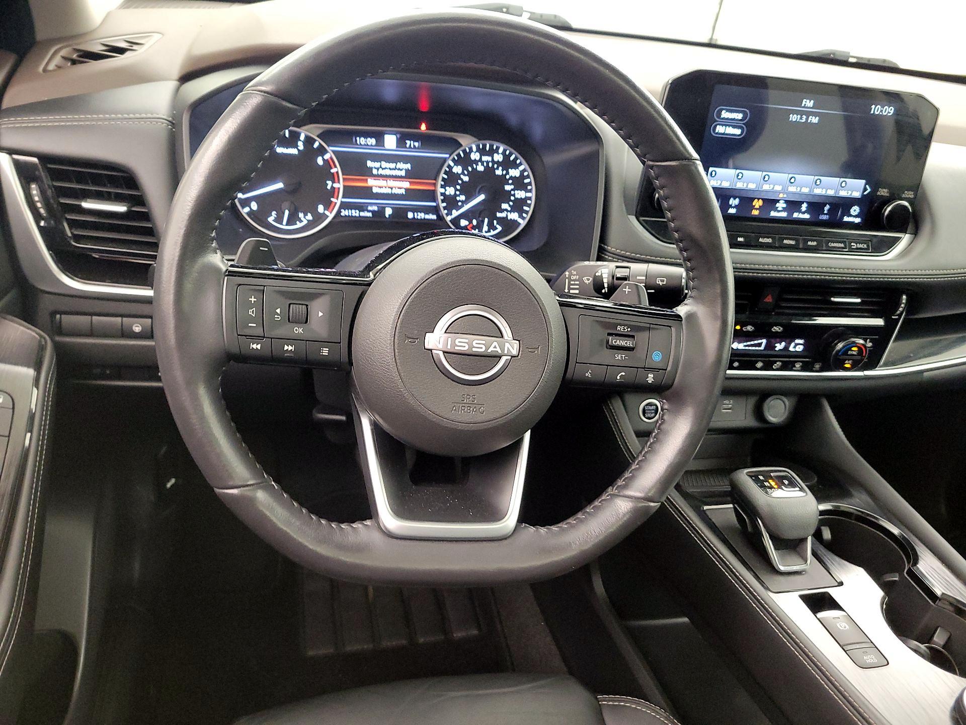 Thumbnail: 2022 Nissan Rogue - 10