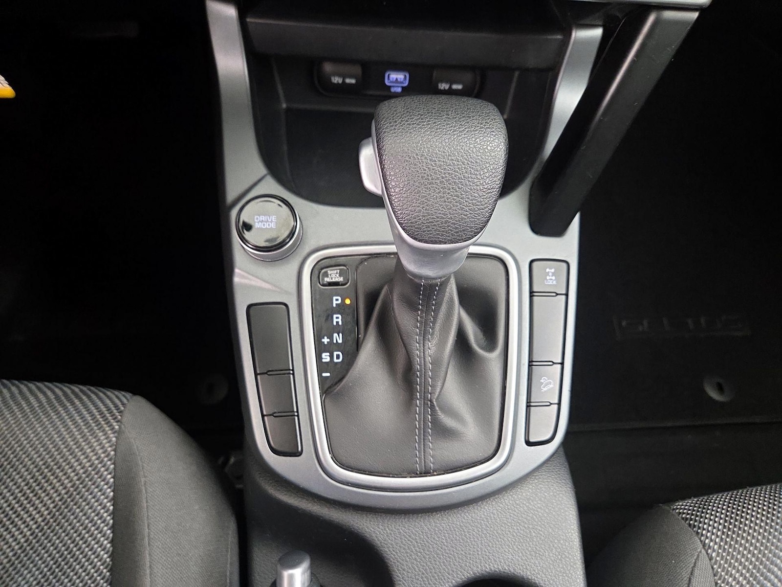 2021 Kia Seltos LX - Photo 18
