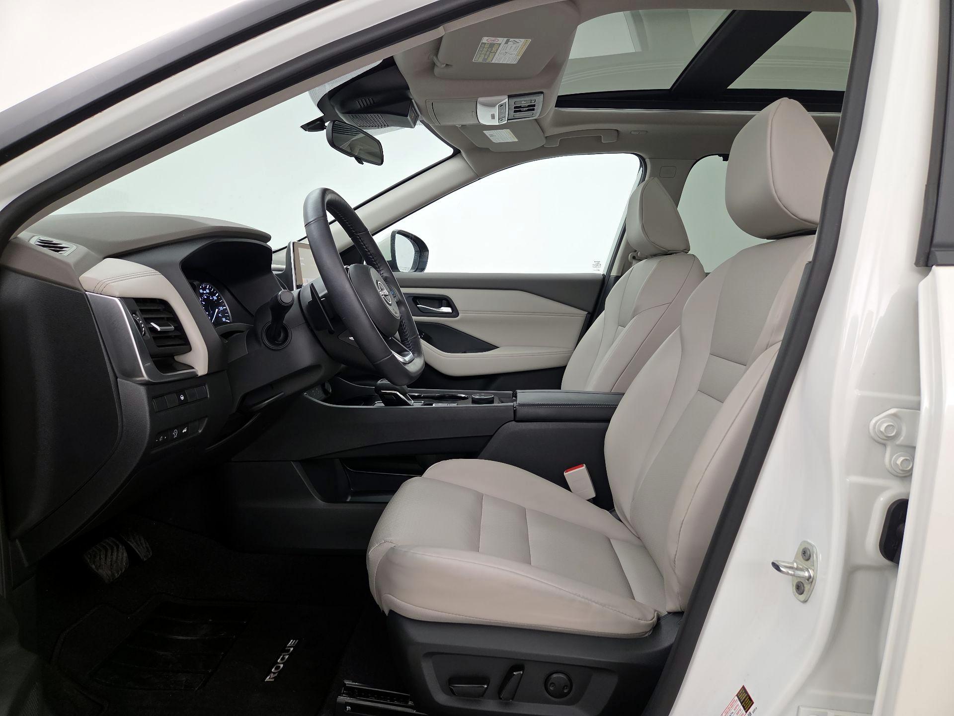 Thumbnail: 2023 Nissan Rogue - 11