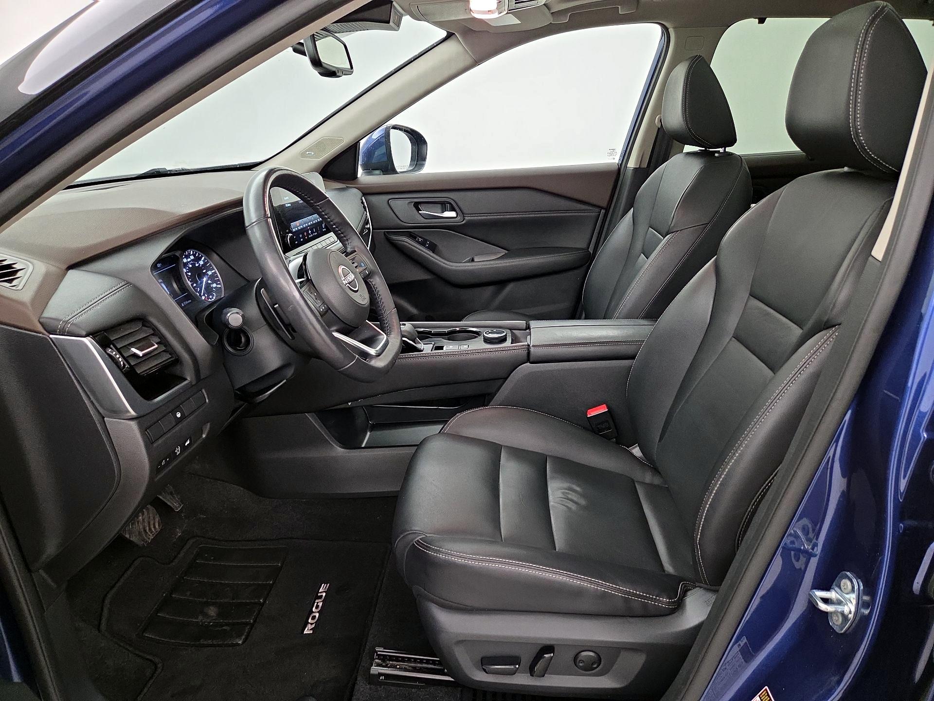 Thumbnail: 2023 Nissan Rogue - 11