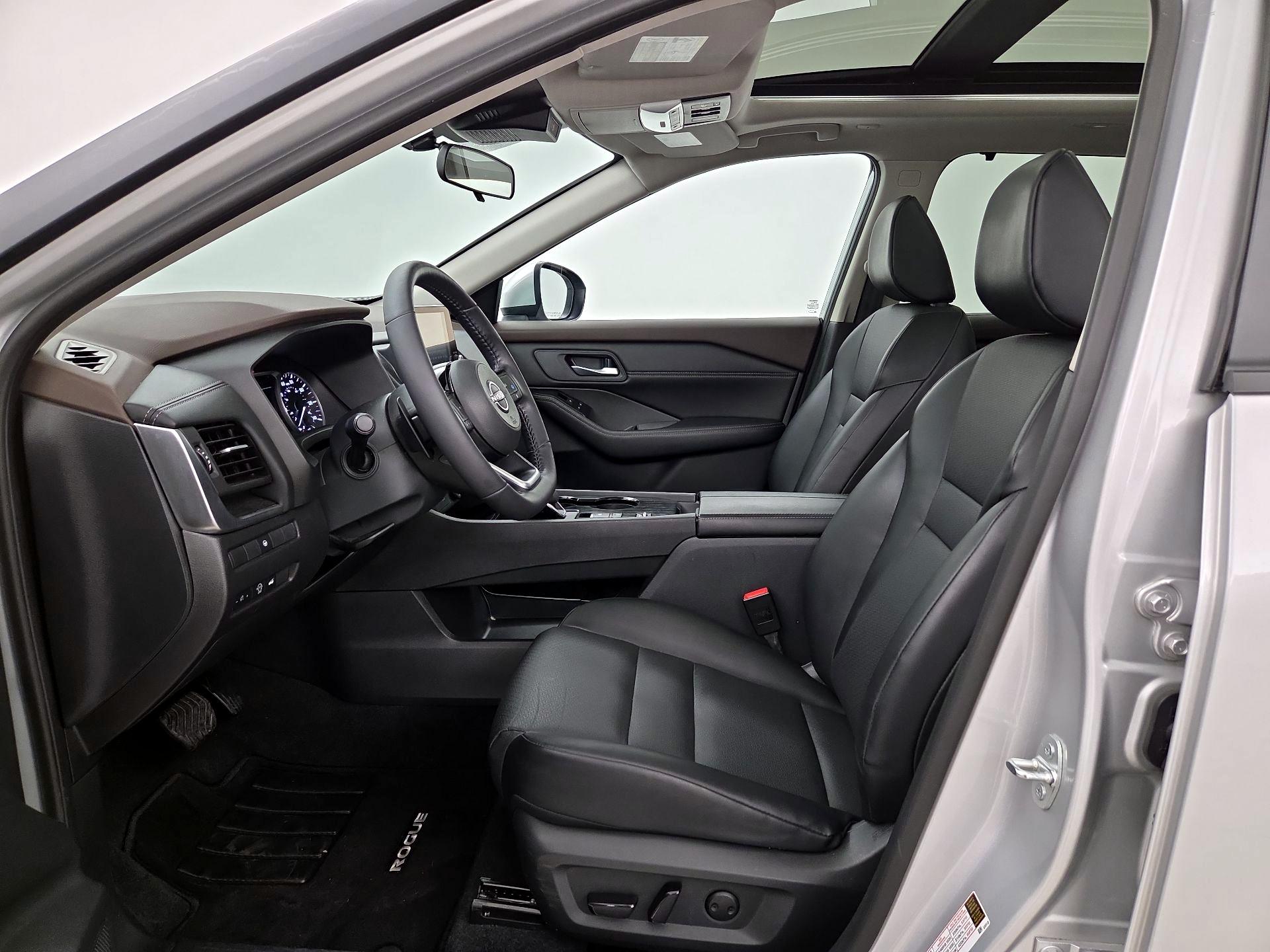 Thumbnail: 2023 Nissan Rogue - 11