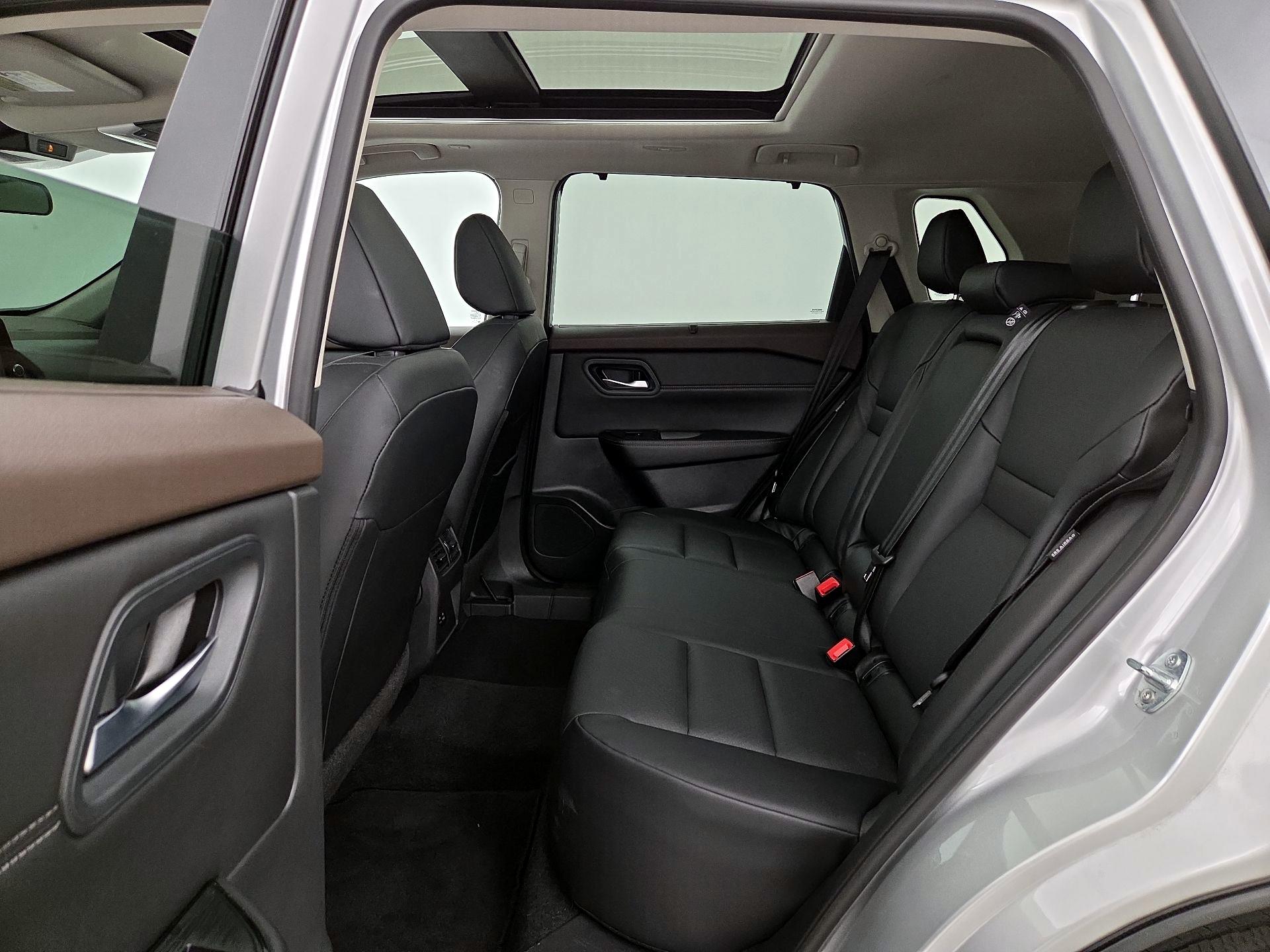 Thumbnail: 2023 Nissan Rogue - 20