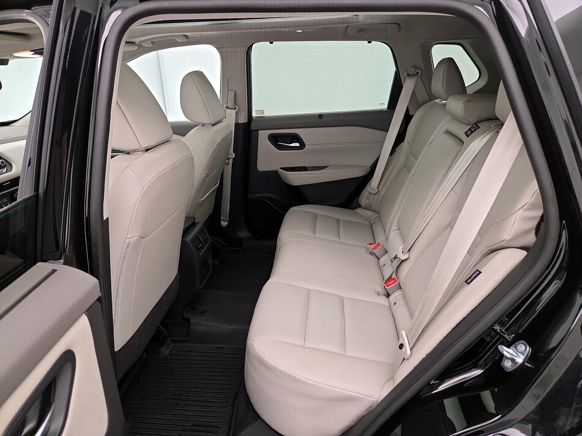 Thumbnail: 2023 Nissan Rogue - 20