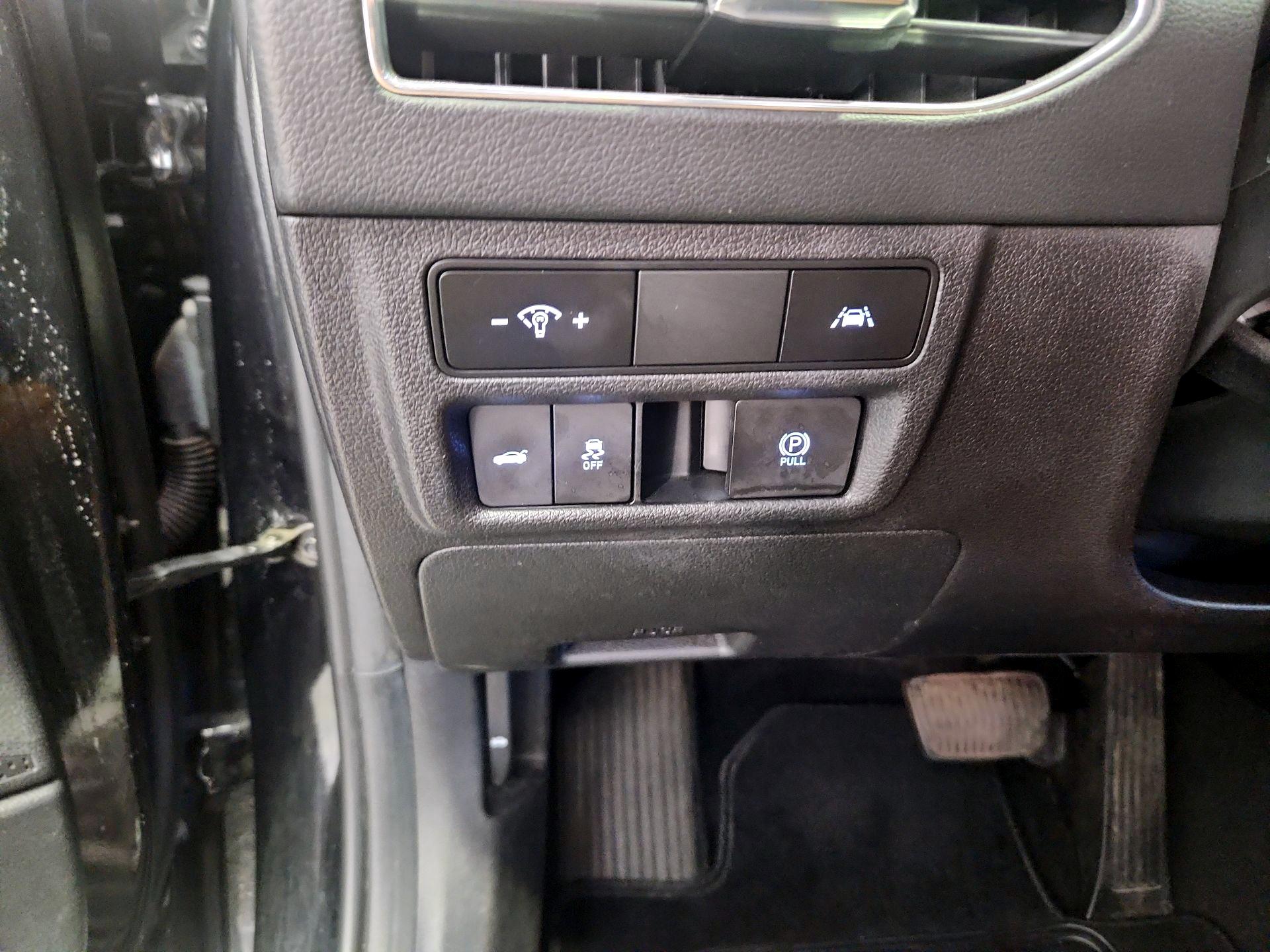 Thumbnail: 2023 Hyundai Sonata - 13