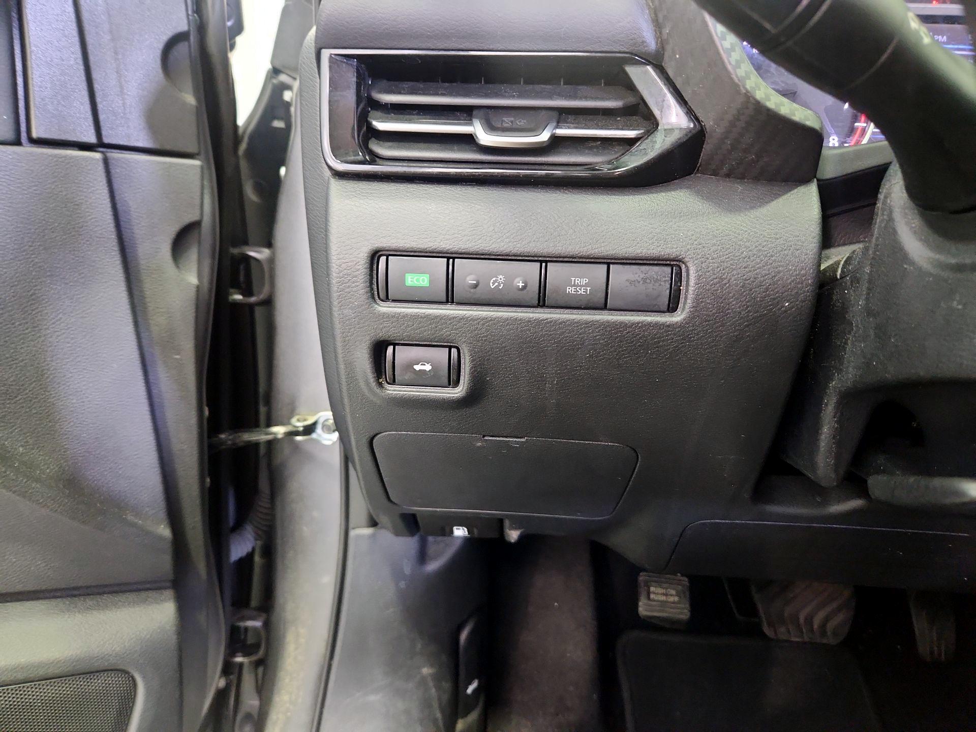 Thumbnail: 2023 Nissan Sentra - 13