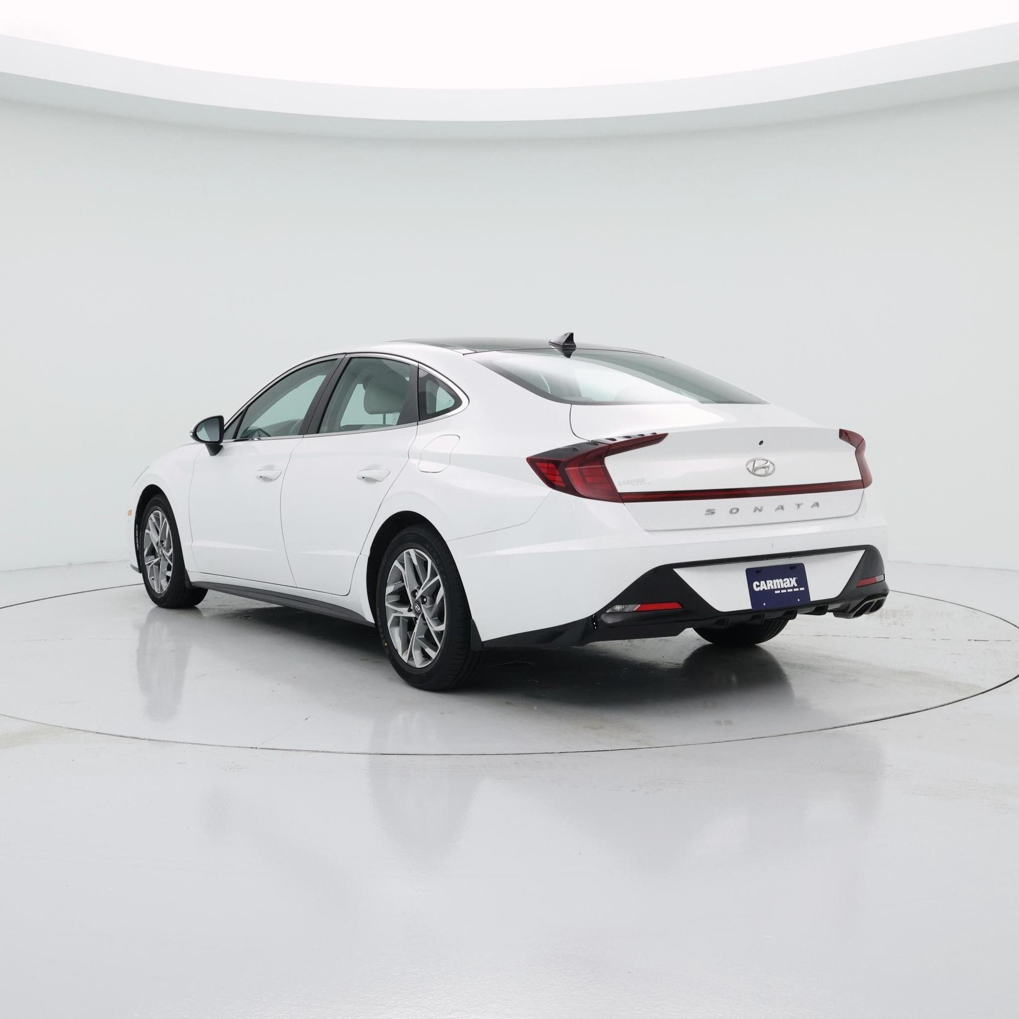 Thumbnail: 2023 Hyundai Sonata - 2