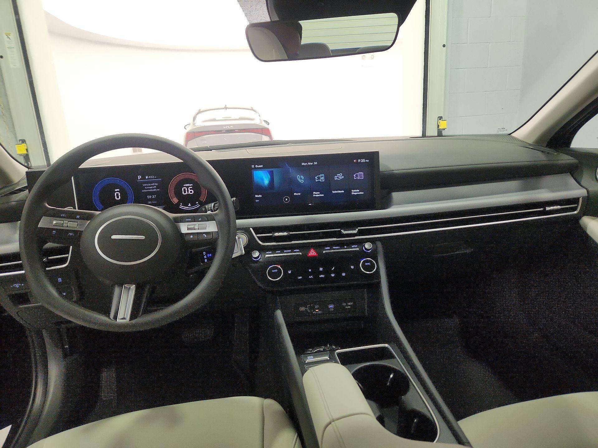 Thumbnail: 2025 Hyundai Sonata - 9