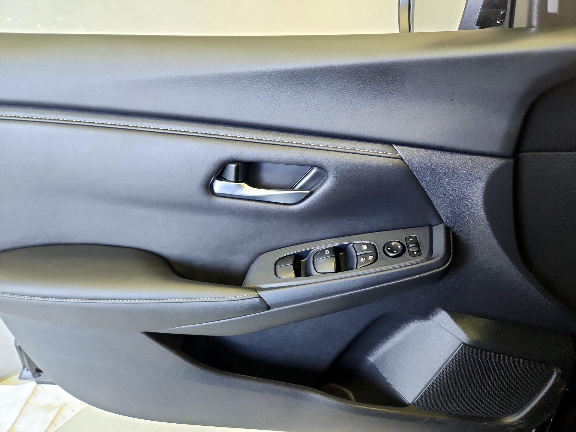 Thumbnail: 2024 Nissan Sentra - 12